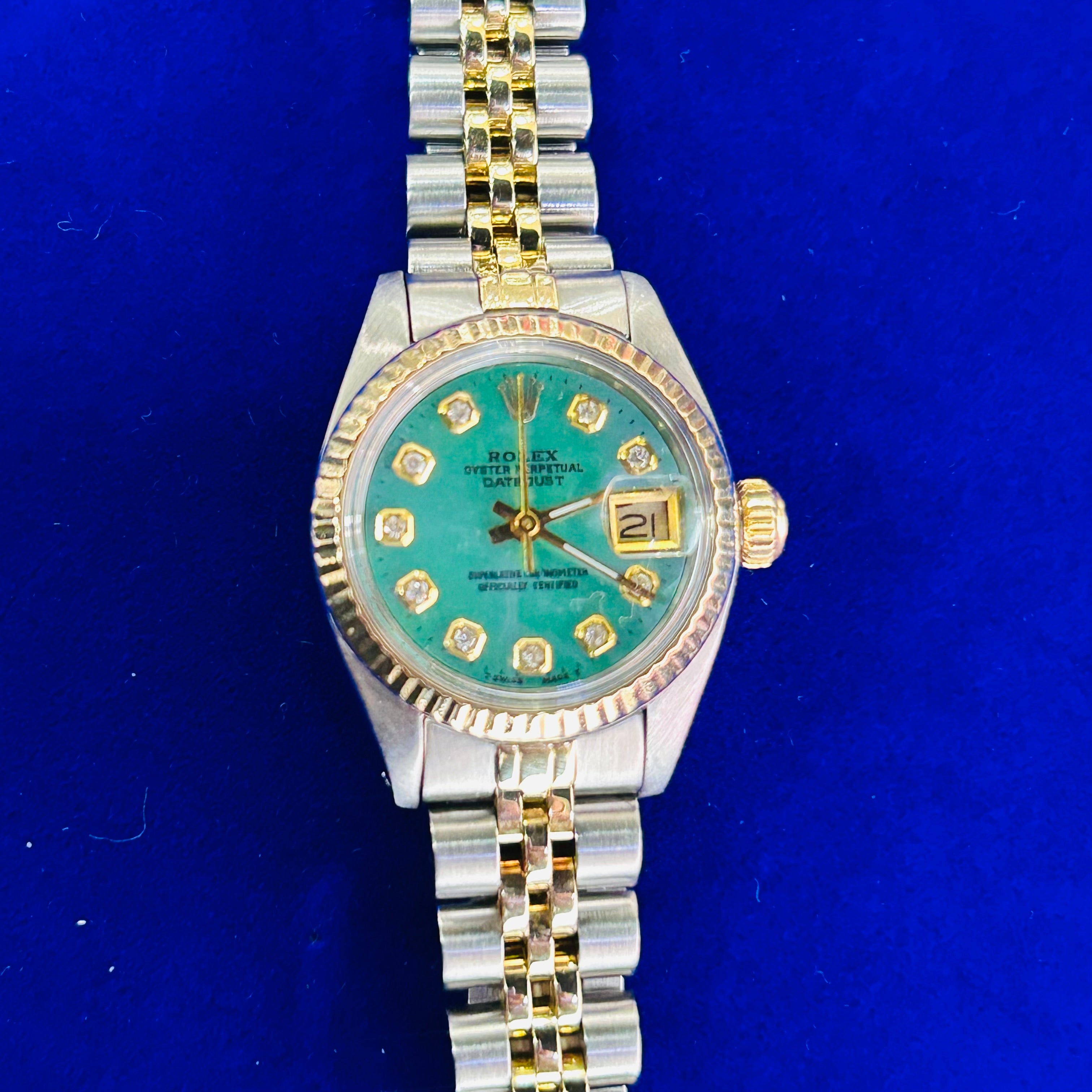 Vintage Stainless Steel and Gold 26MM Oyster Perpetual Datejust Rolex Watch 1981