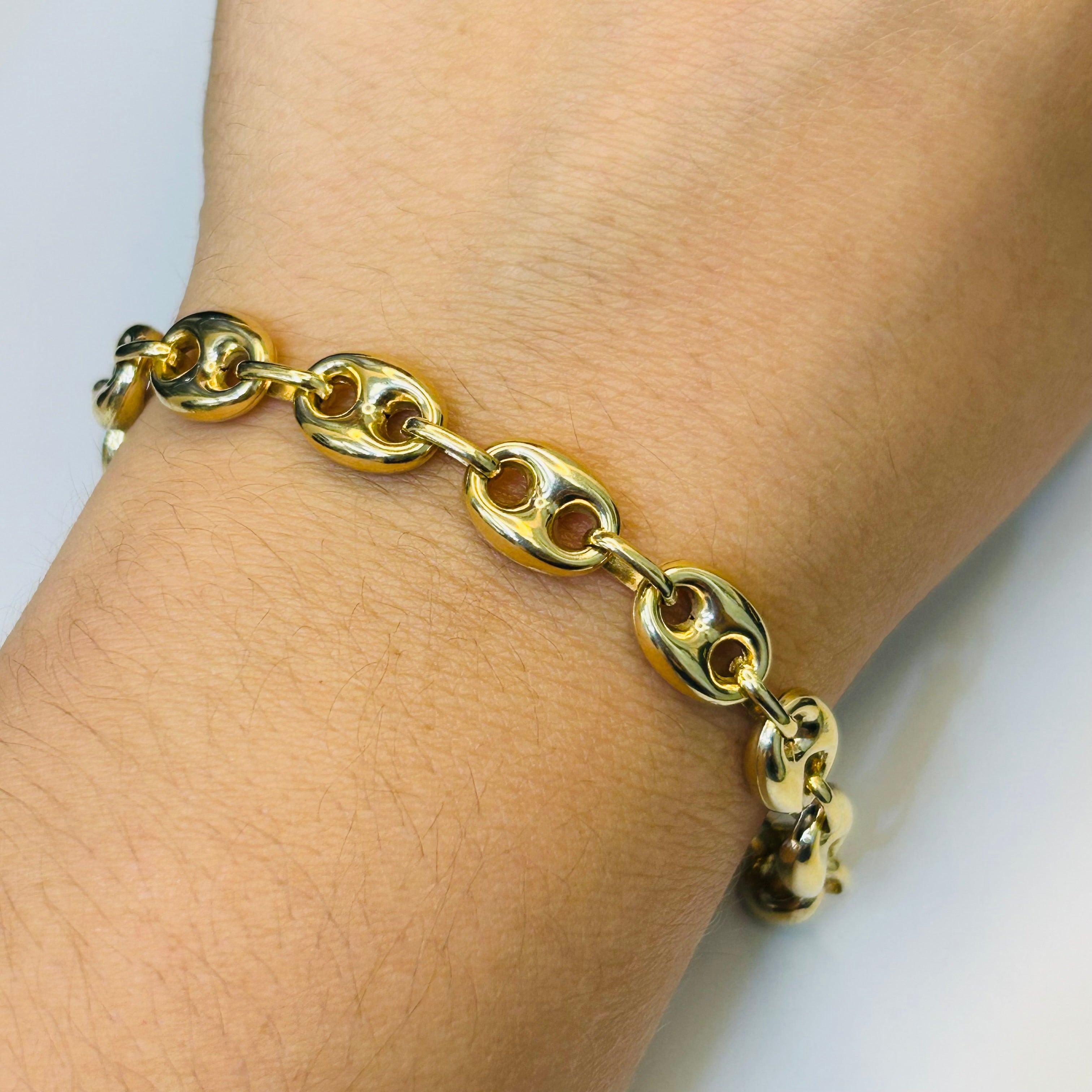 7.7mm 14K Yellow Gold Mariner Link Bracelet