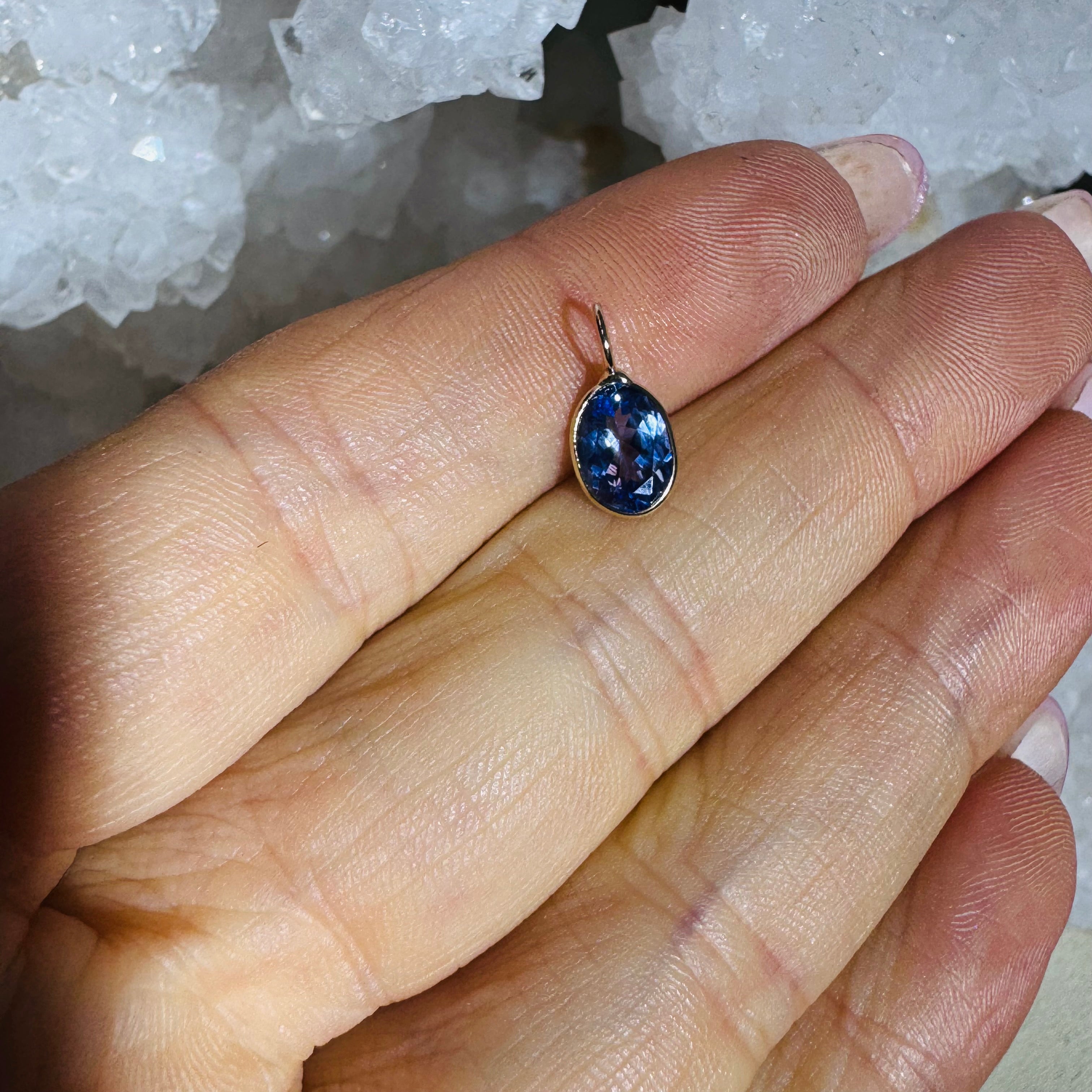 Natural Oval Tanzanite 14K Gem Charm Pendant