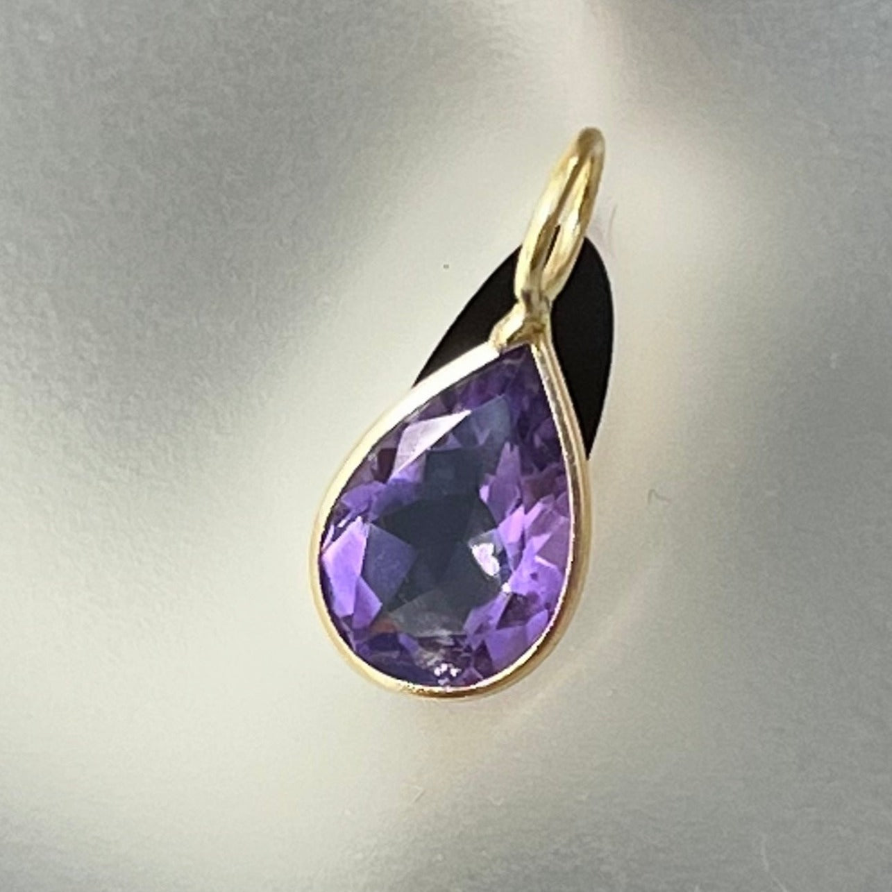 Natura Pear Shaped Amethyst 14K Yellow Gold Pendant Charm