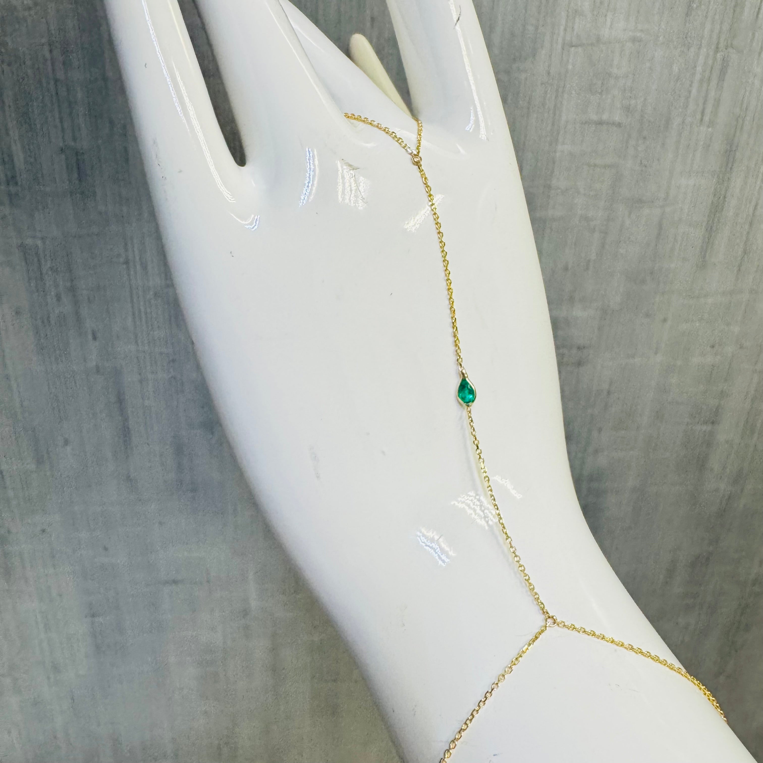 14k Yellow Gold Colombian Emerald Pear Handchain