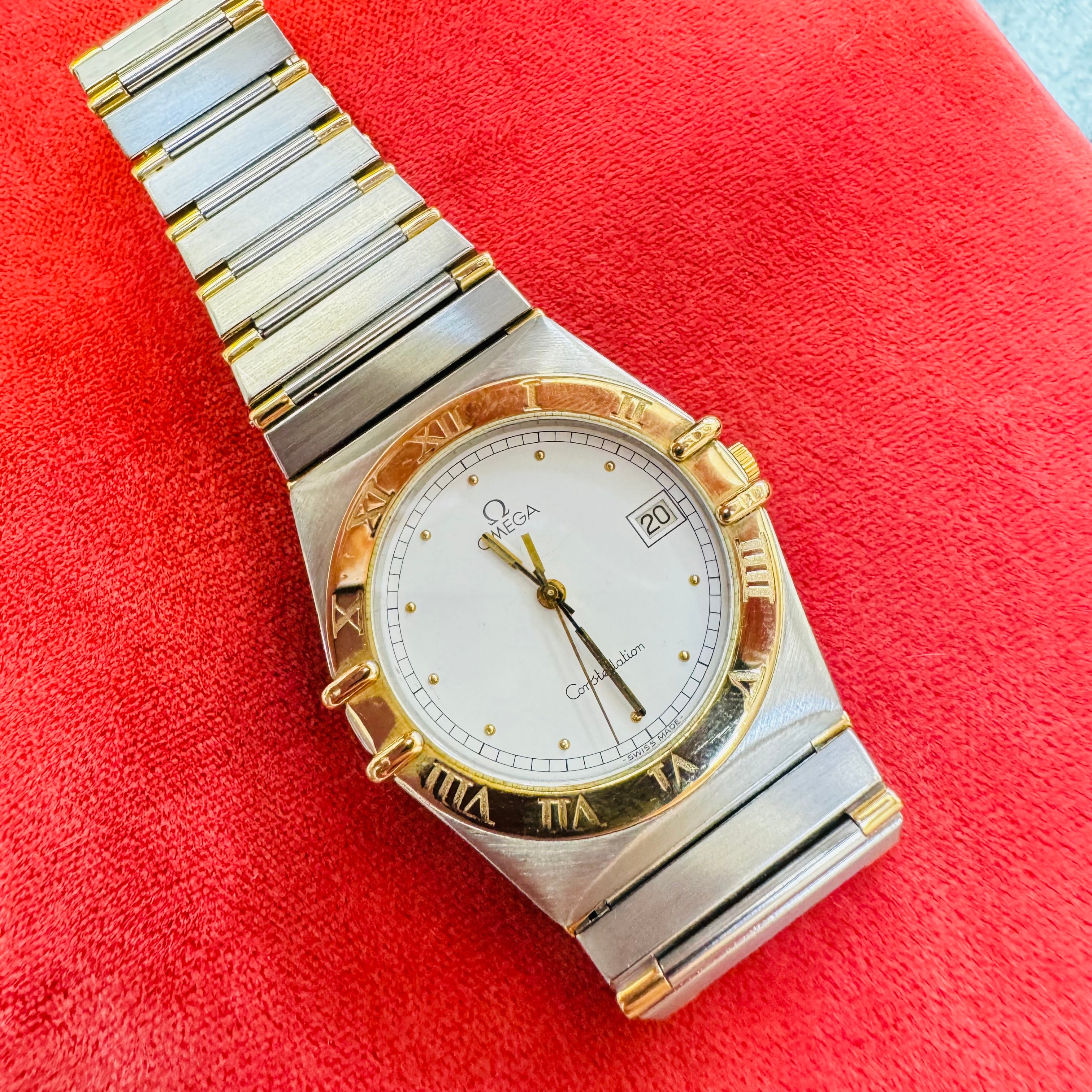 33mm 18K Gold Stainless Steel Omega Constellation Watch