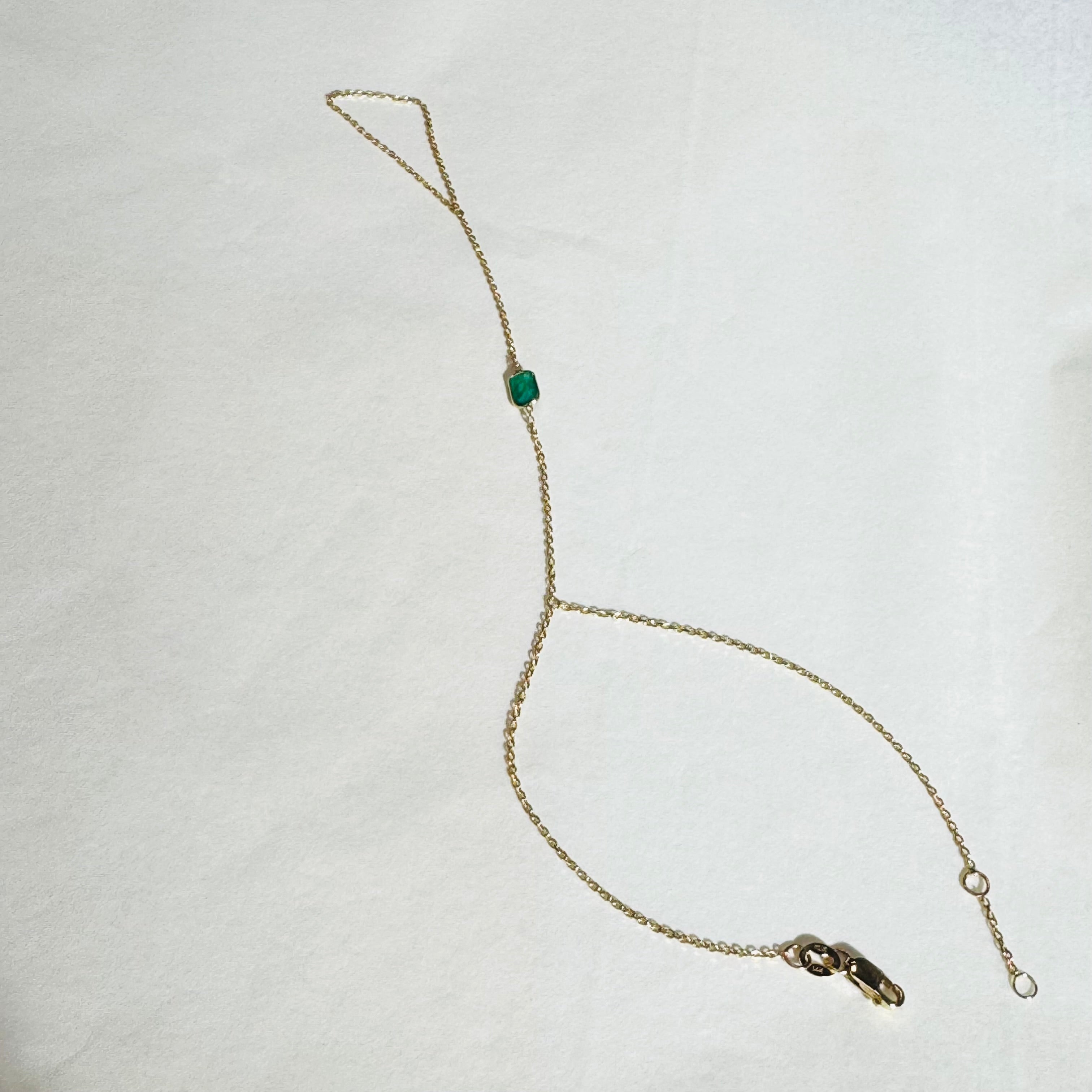 14k Yellow Gold Colombian Emerald Handchain