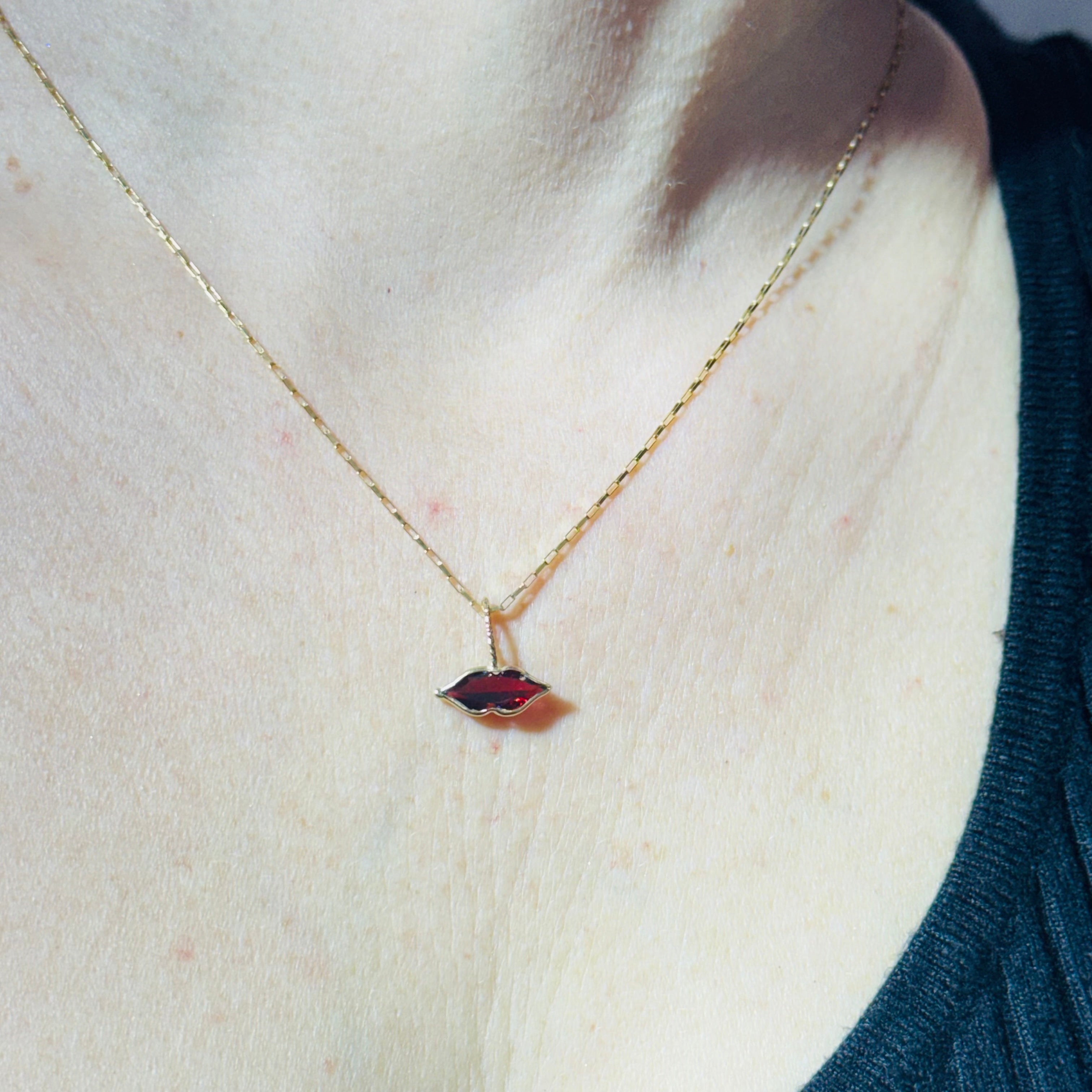 Natural Juicy Garnet Lip 14K Gem Charm Pendant