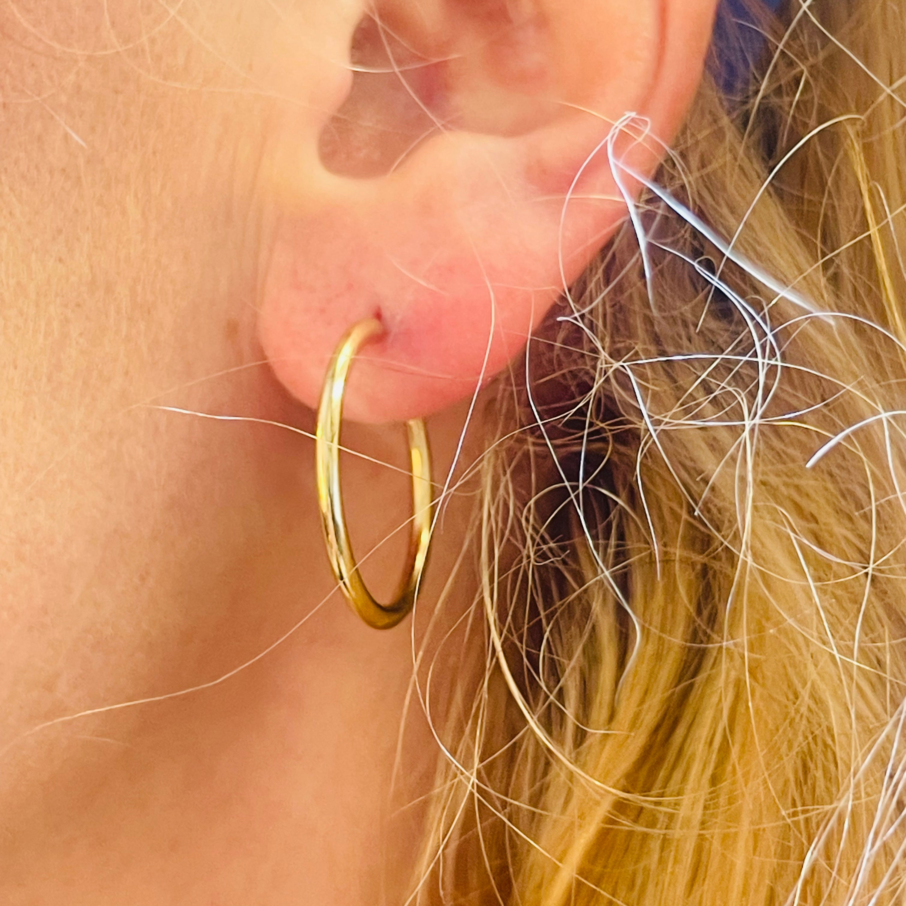 25mm 1” 2mm 14K Yellow Gold Endless Hoops