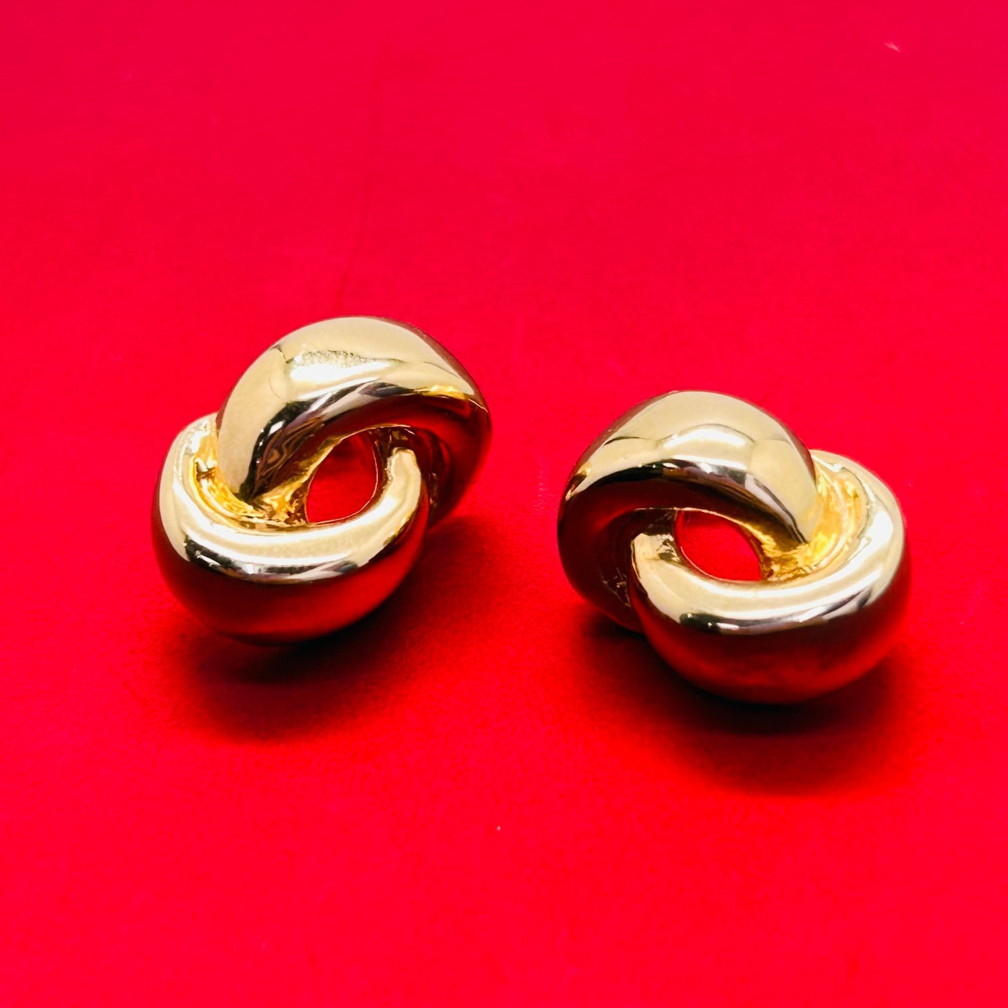 14K Yellow Gold Puffy Knot Earrings Studs