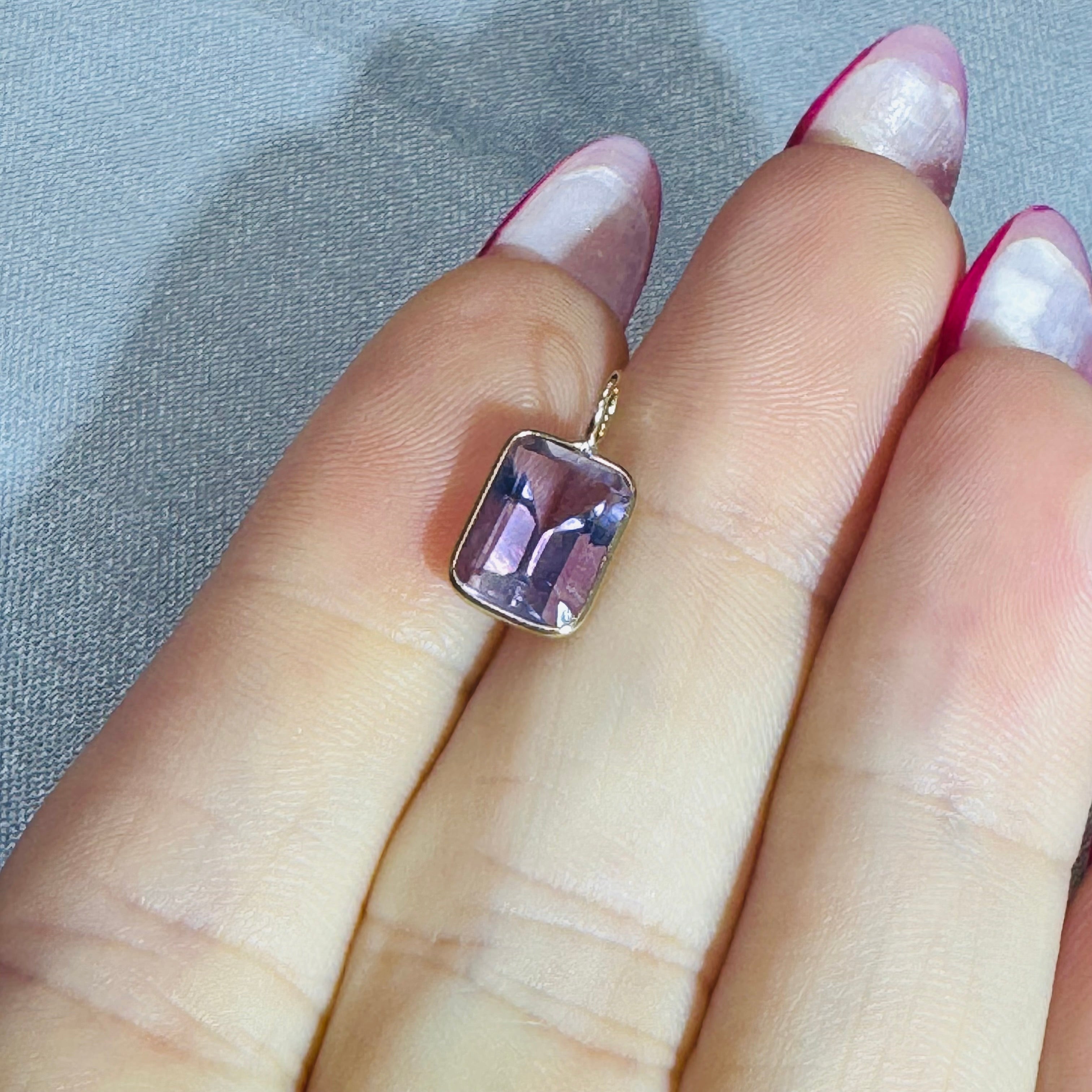 1.5CT Emerald Cut Amethyst Pendant 14K Yellow Gold