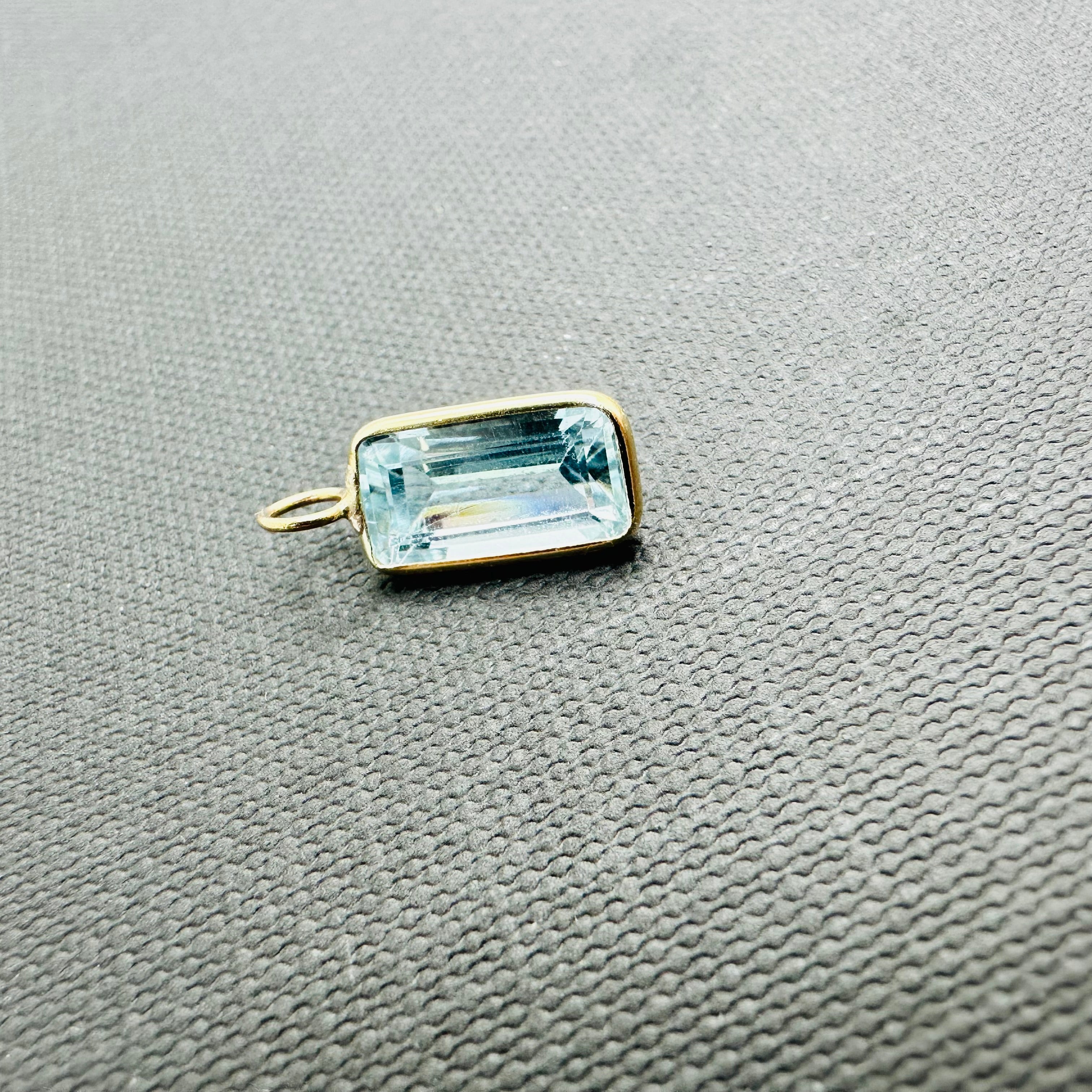 Aquamarine 14K Yellow Gold Emerald Cut Pendant Gem Charm