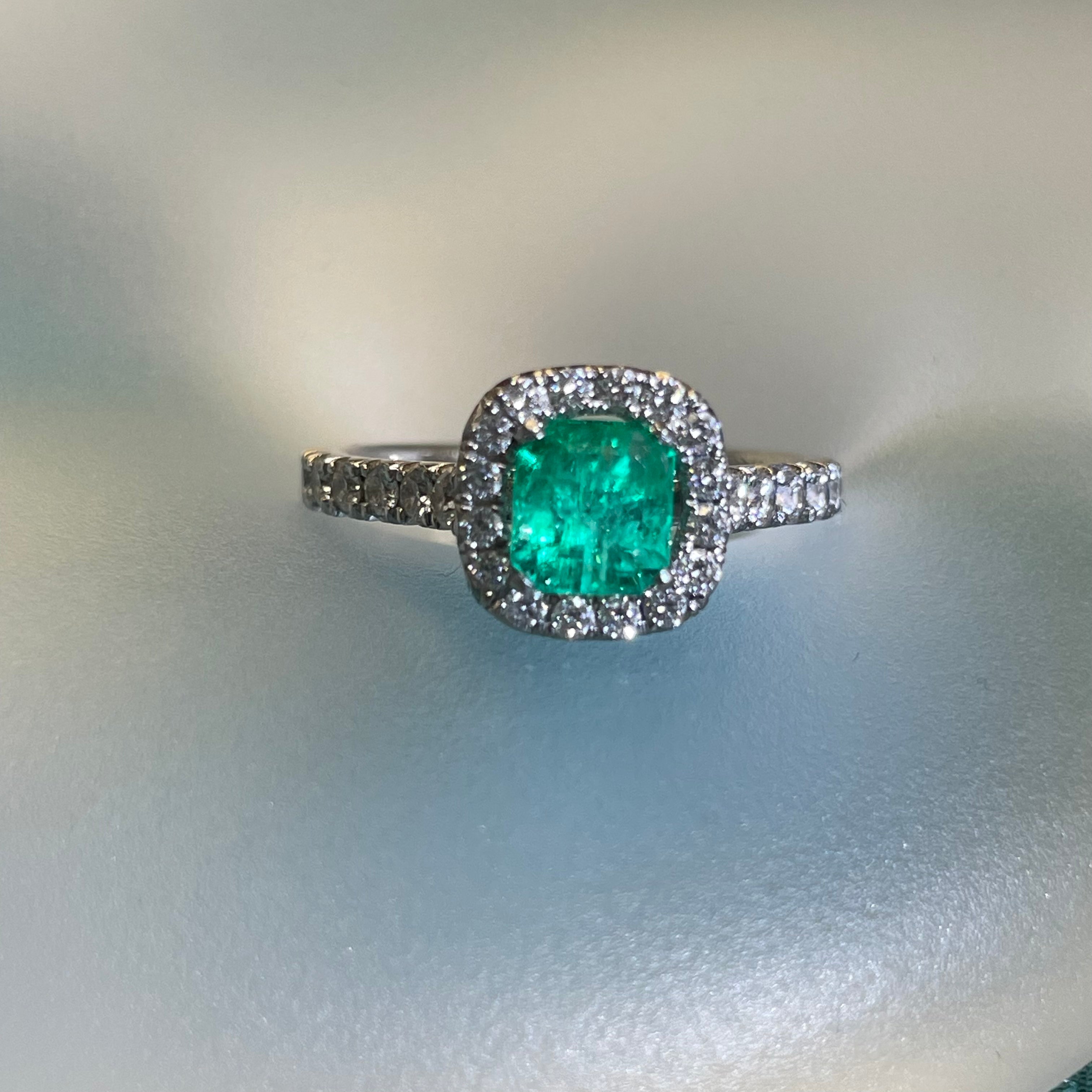 Natural Emerald and Diamond Halo 14K Yellow White Ring Size 6