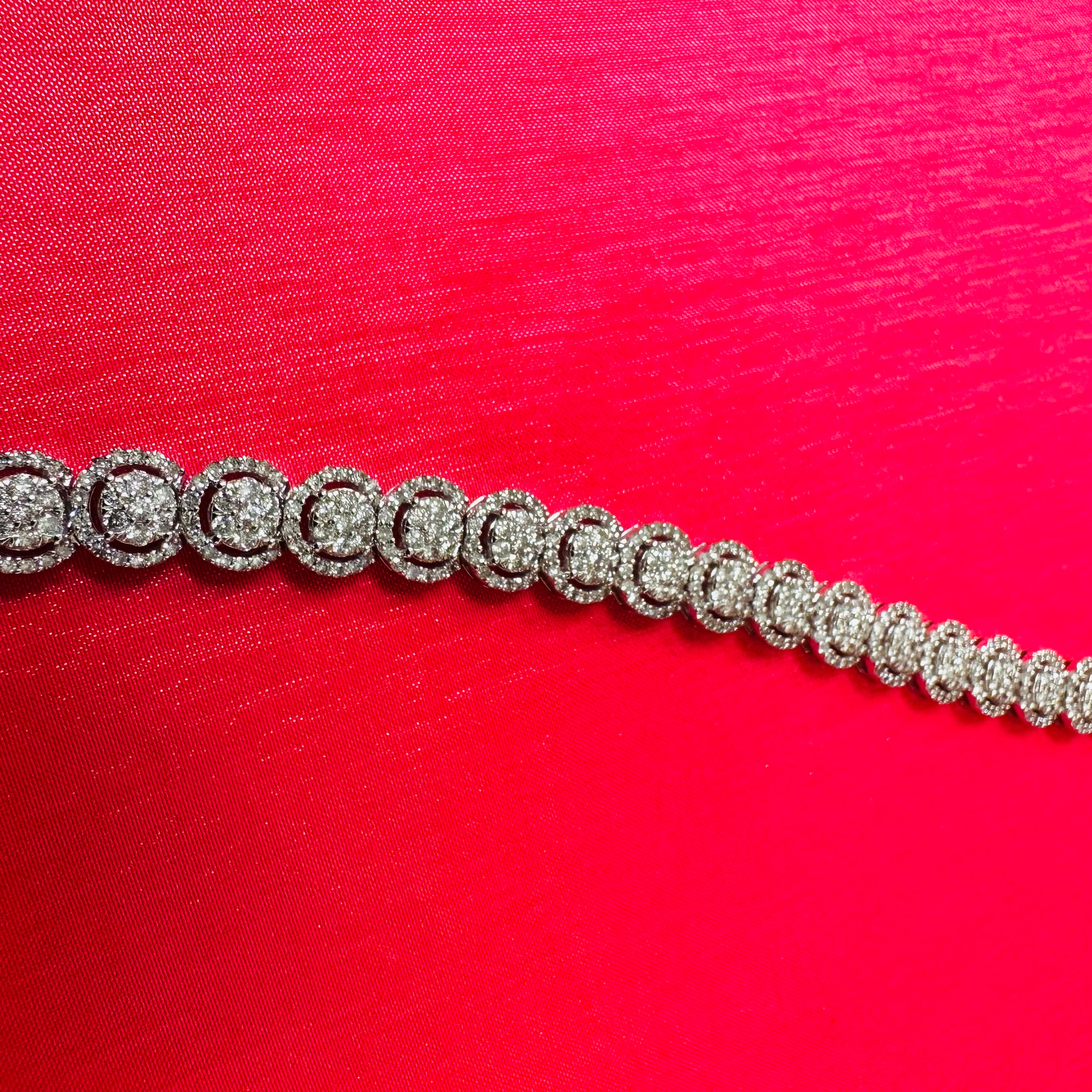 10K 7" Round Cluster Diamond White Gold Bracelet