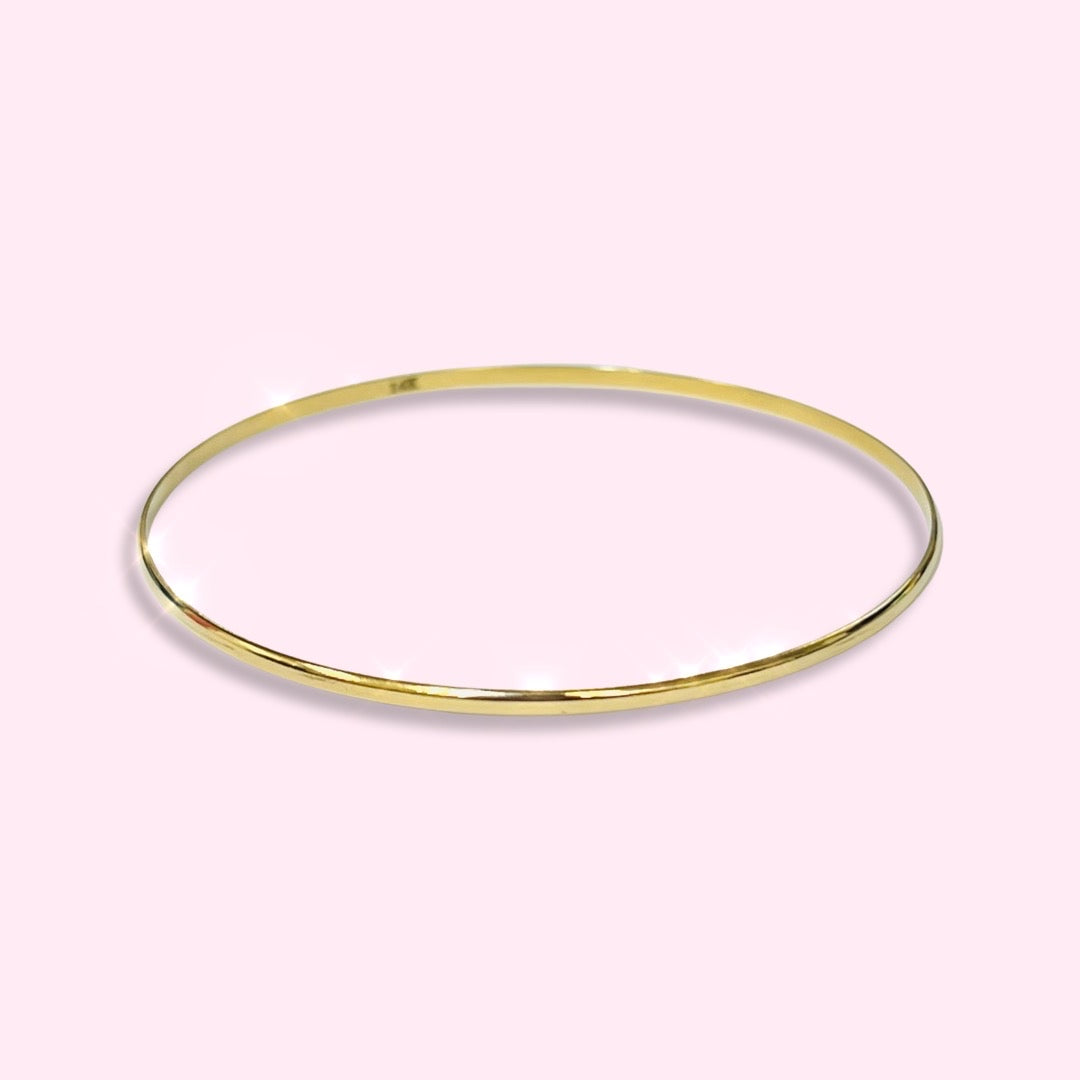 7.85” 2mm 14K Yellow Gold Smooth Bangle Bracelet