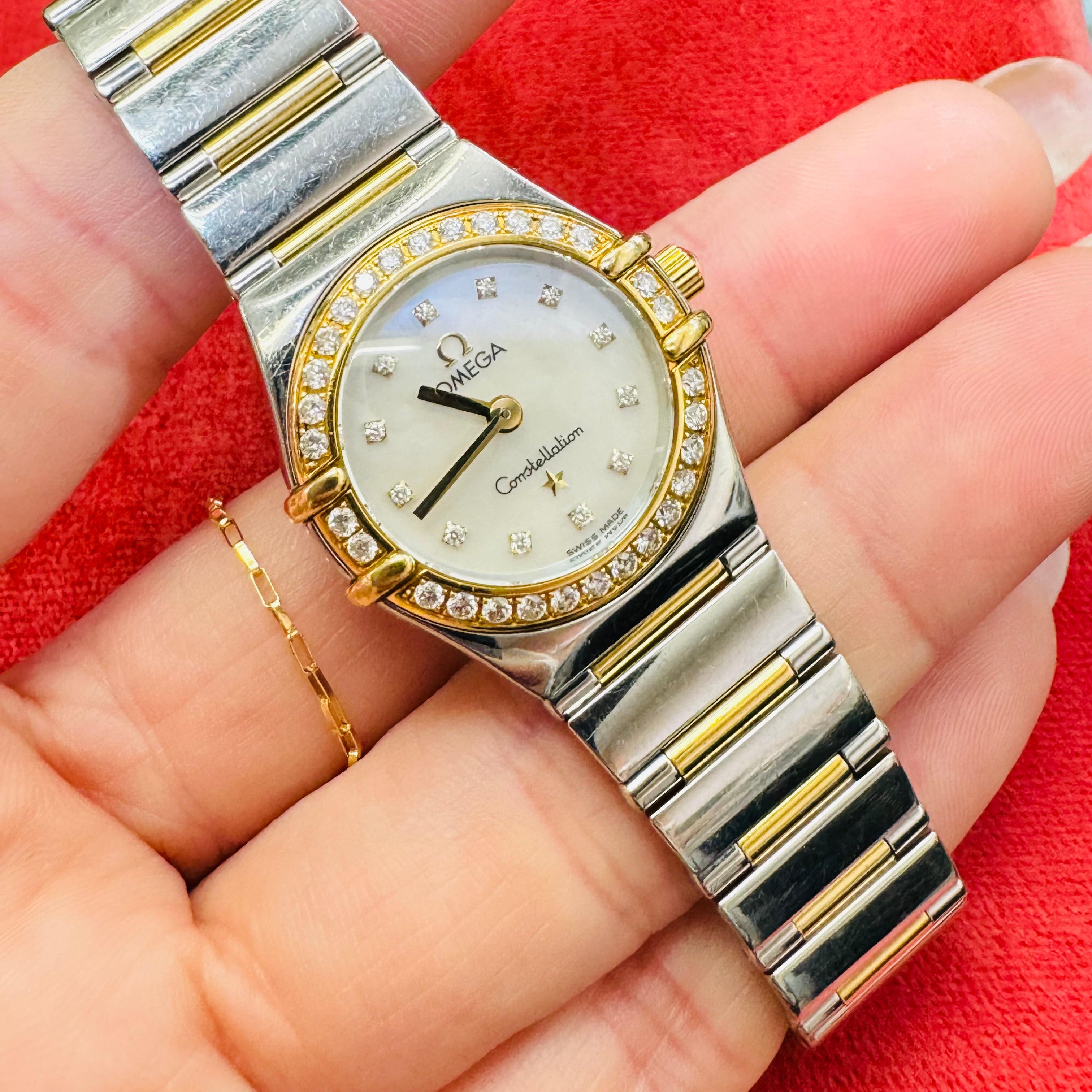 22.5mm 18K Gold Diamond Mother of Pearl Stainless Steel Omega Constellation Watch