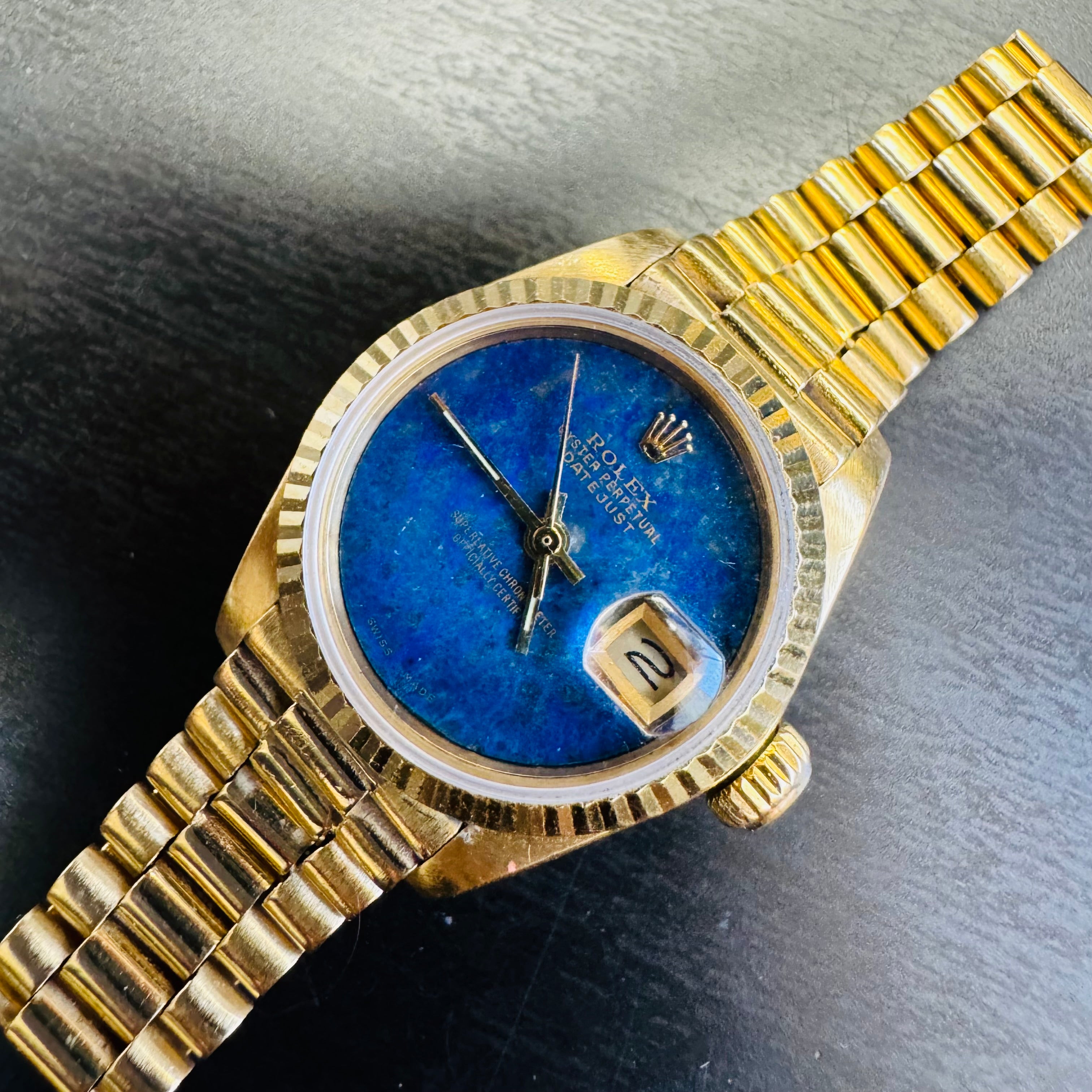 26mm 18K Yellow Gold Vintage Ladies Presidential Rolex Wristwatch with Lapis Dial 1979