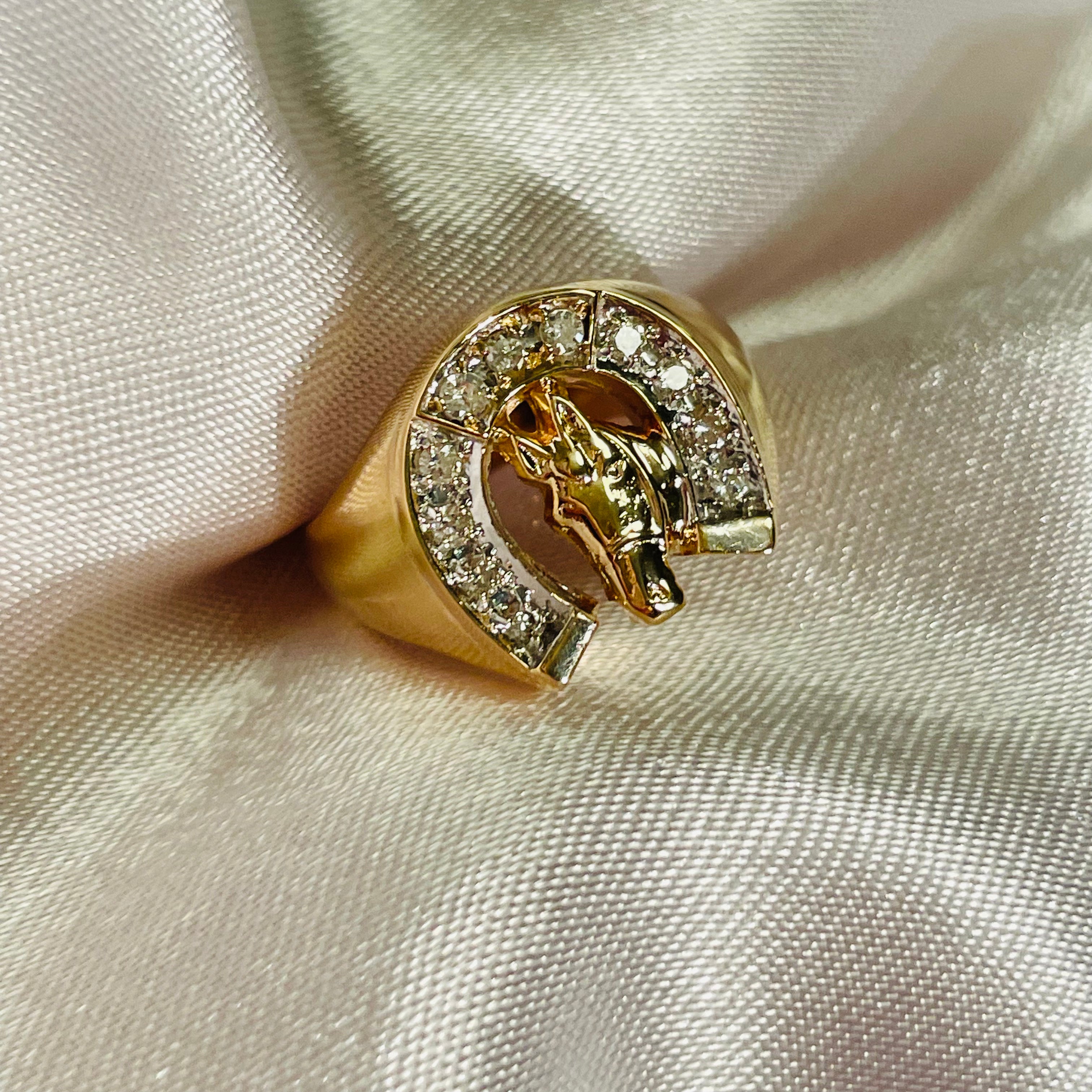 14K Yellow Gold Diamond Horse and Horseshoe Ring Size 8
