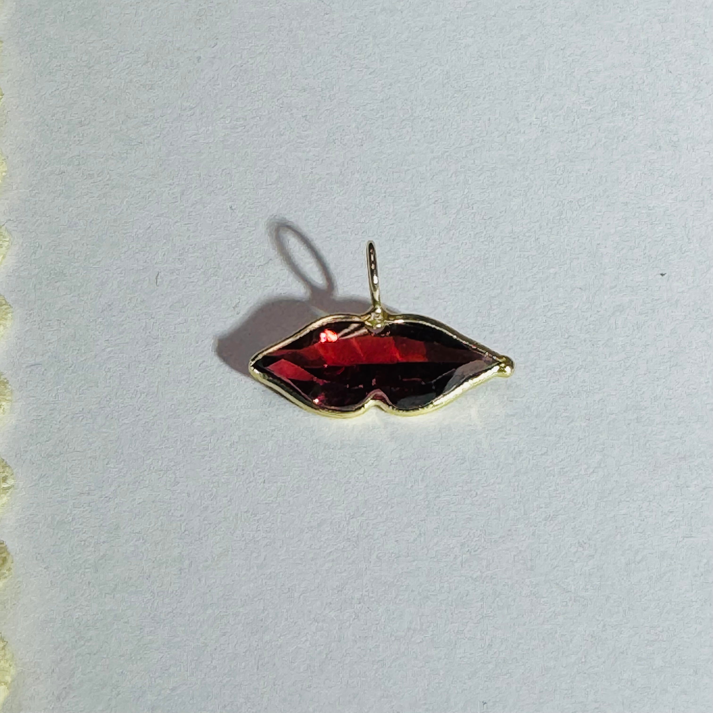 Natural Juicy Garnet Lip 14K Gem Charm Pendant