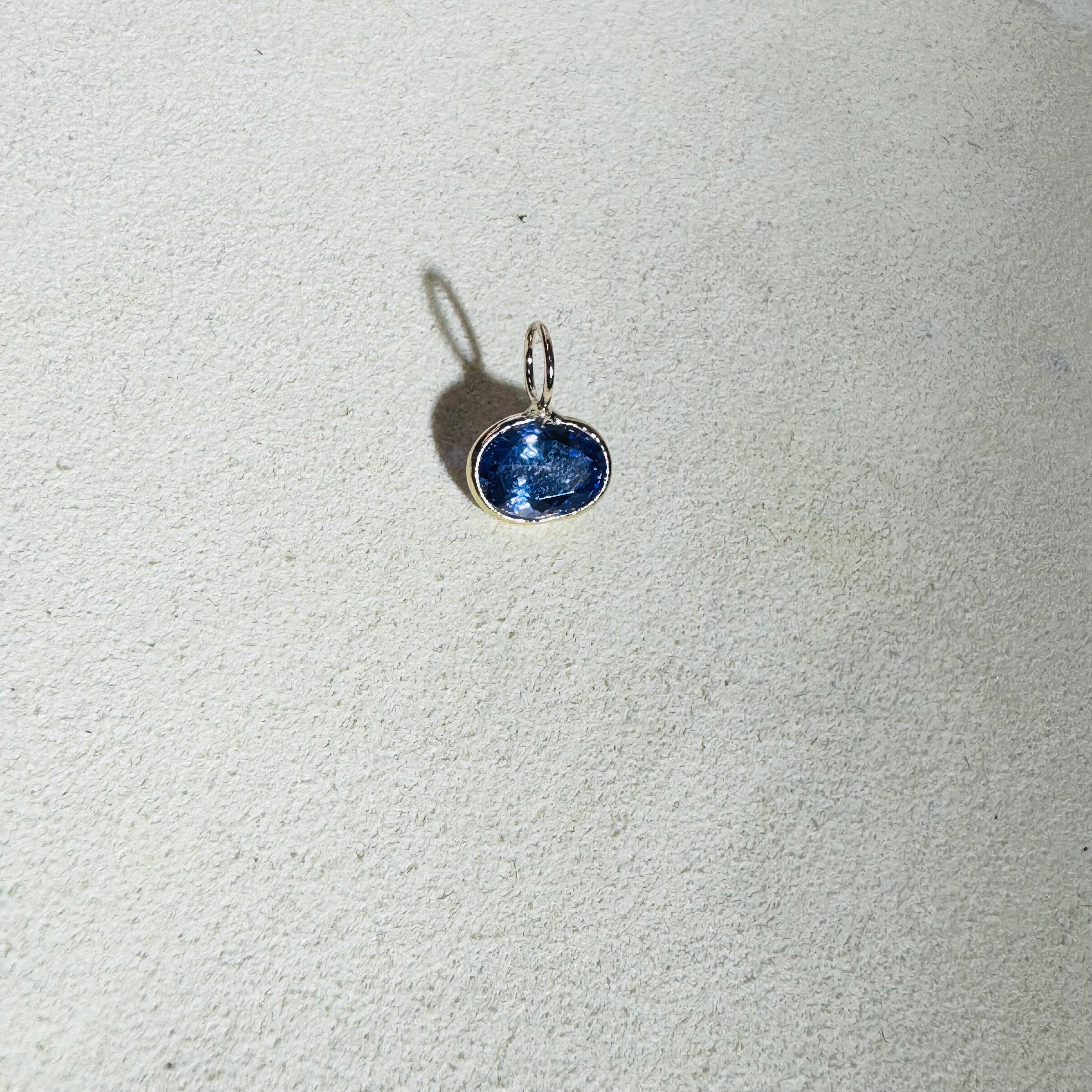 Natural Oval Tanzanite 14K Gem Charm Pendant