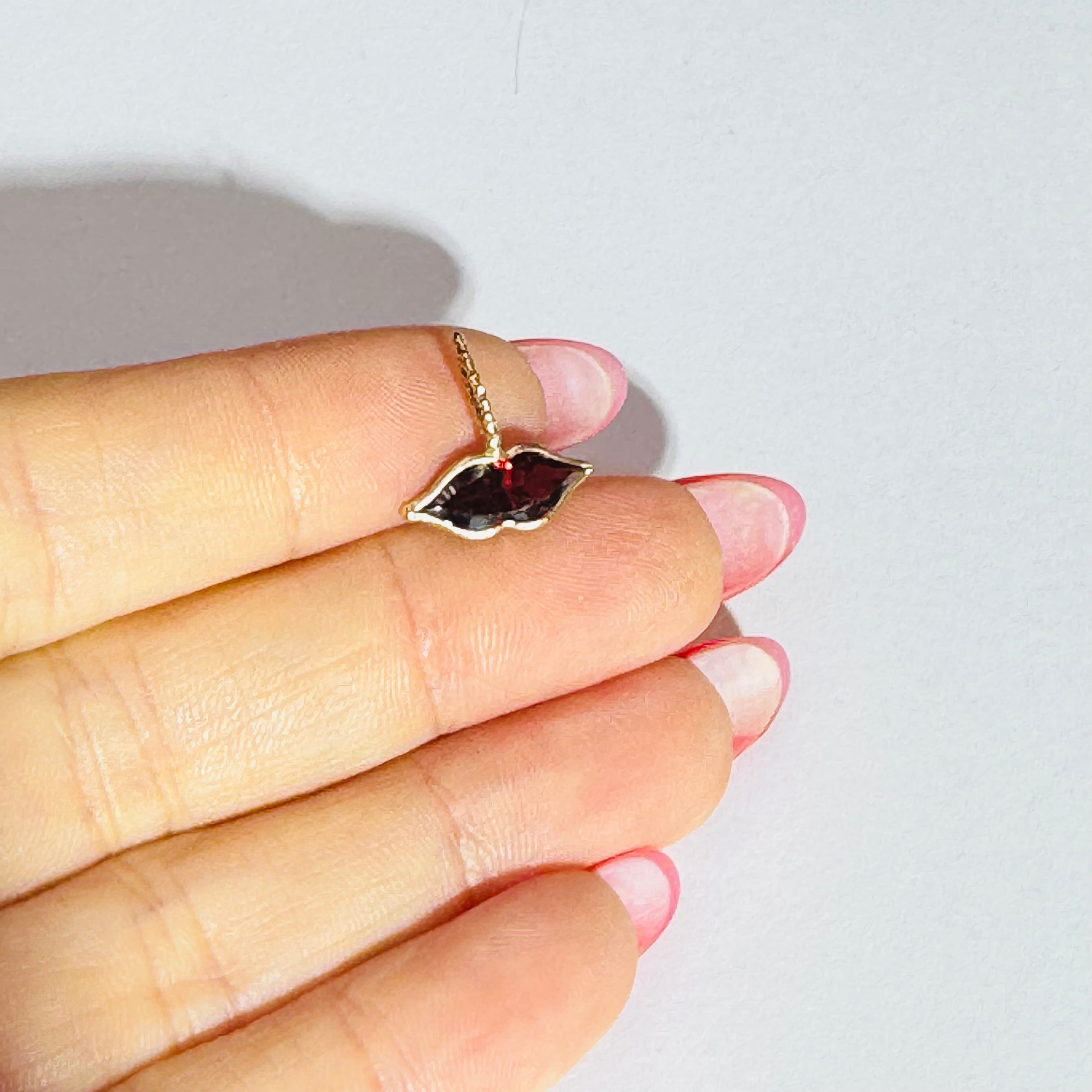 Natural Juicy Garnet Lip 14K Gem Charm Pendant