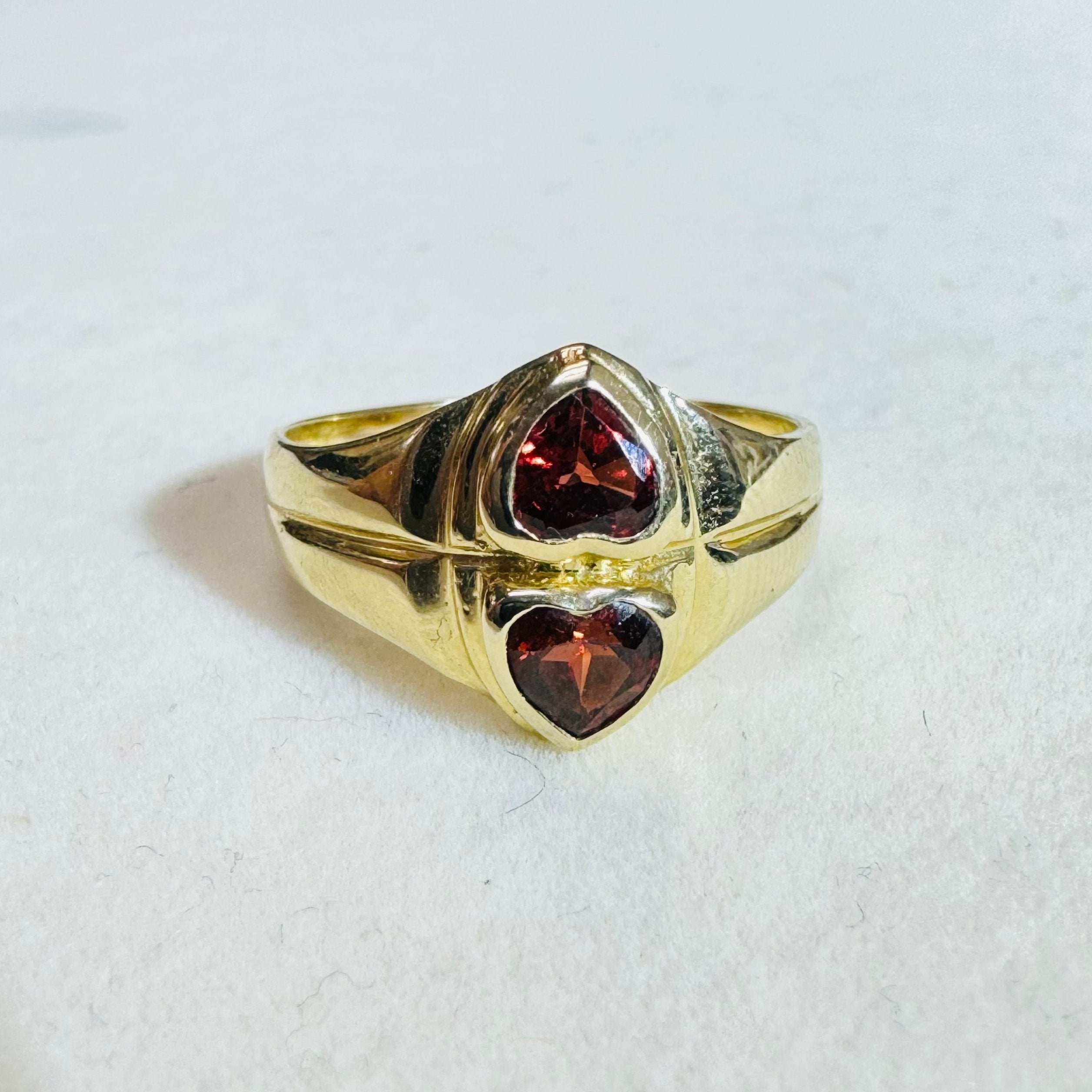 14k Yellow Gold Double Garnet Heart Ring Size 6.25