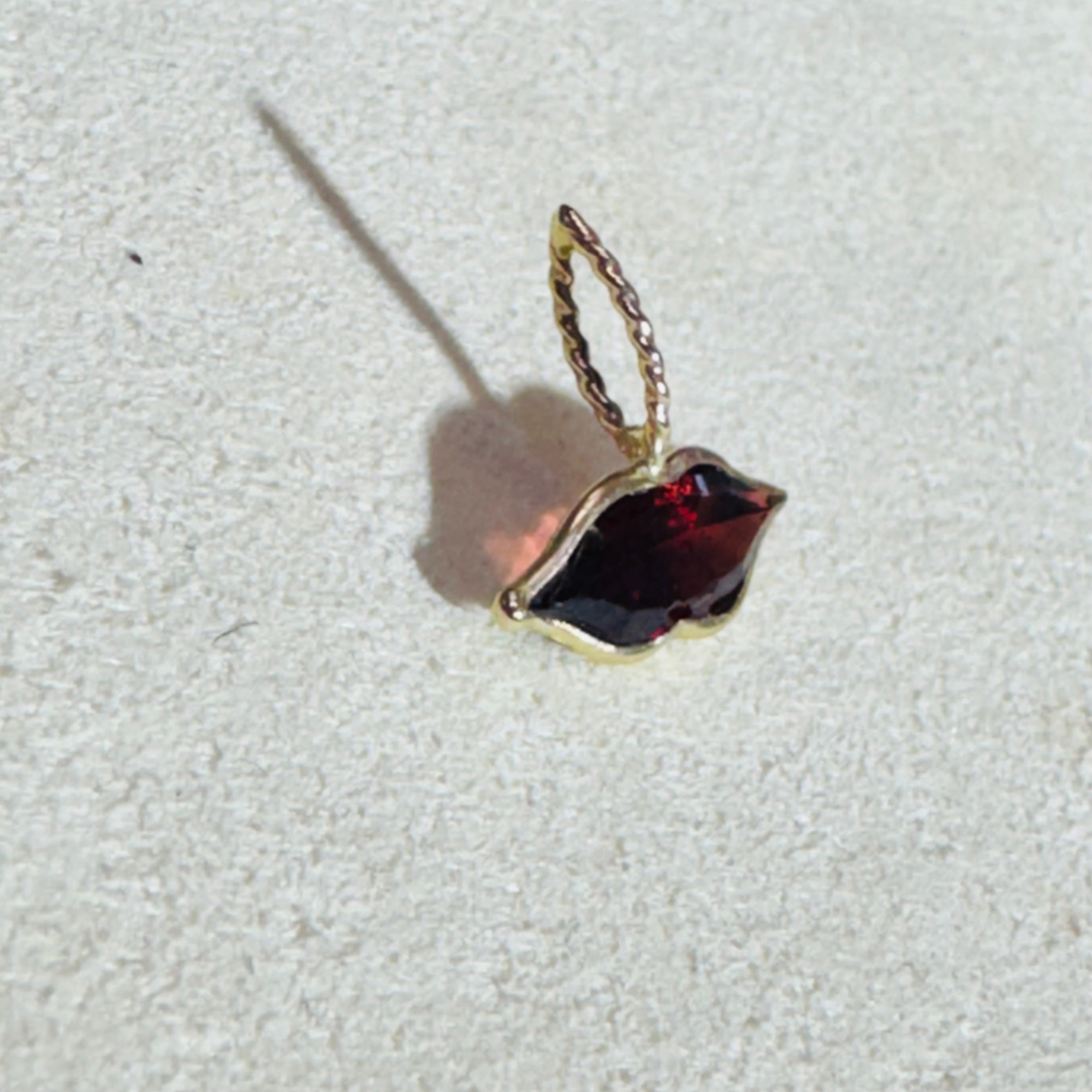 Natural Juicy Garnet Lip 14K Gem Charm Pendant