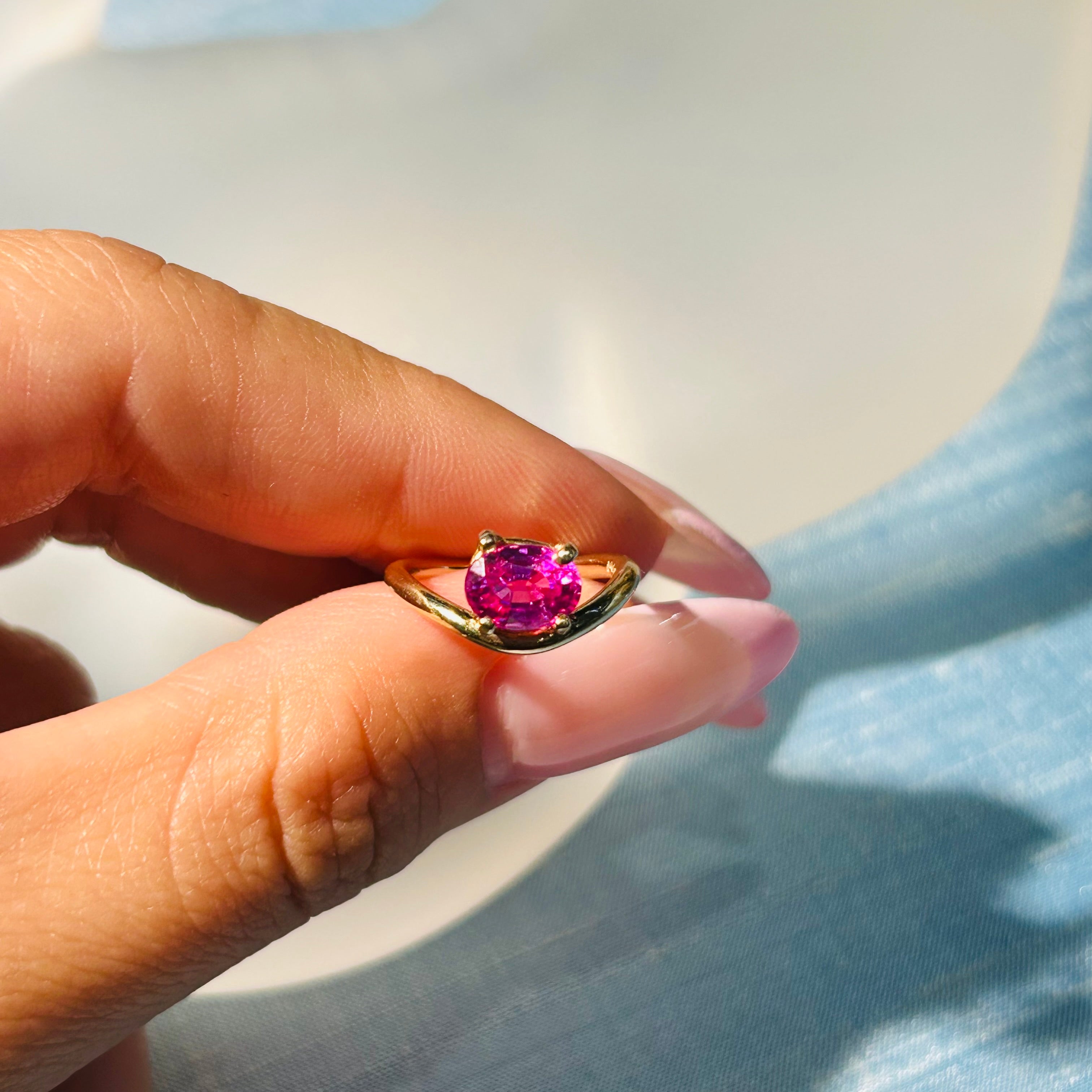 14k Yellow Gold Pink Sapphire Wavy Pinky Ring Size 2