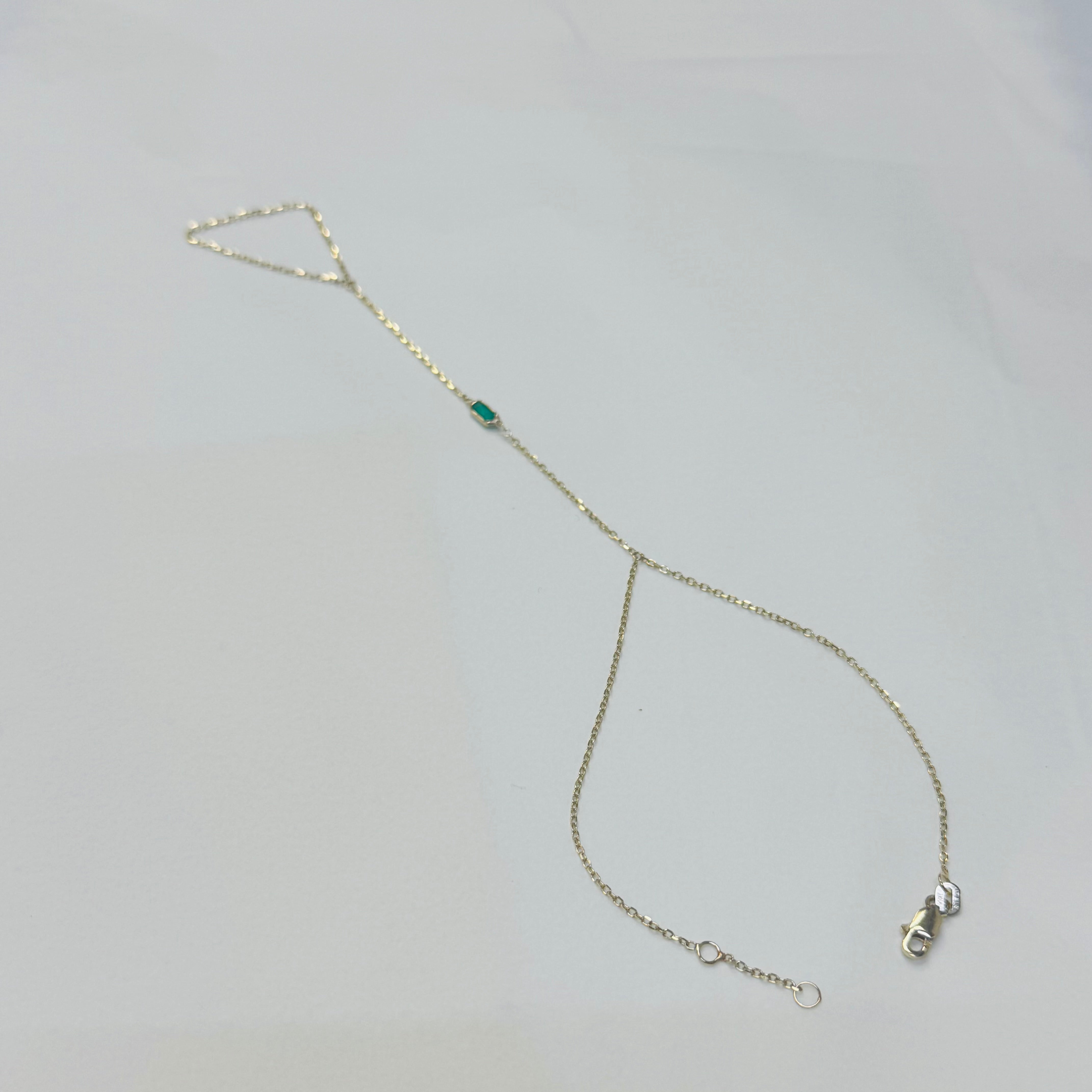 14k Yellow Gold Colombian Emerald Handchain