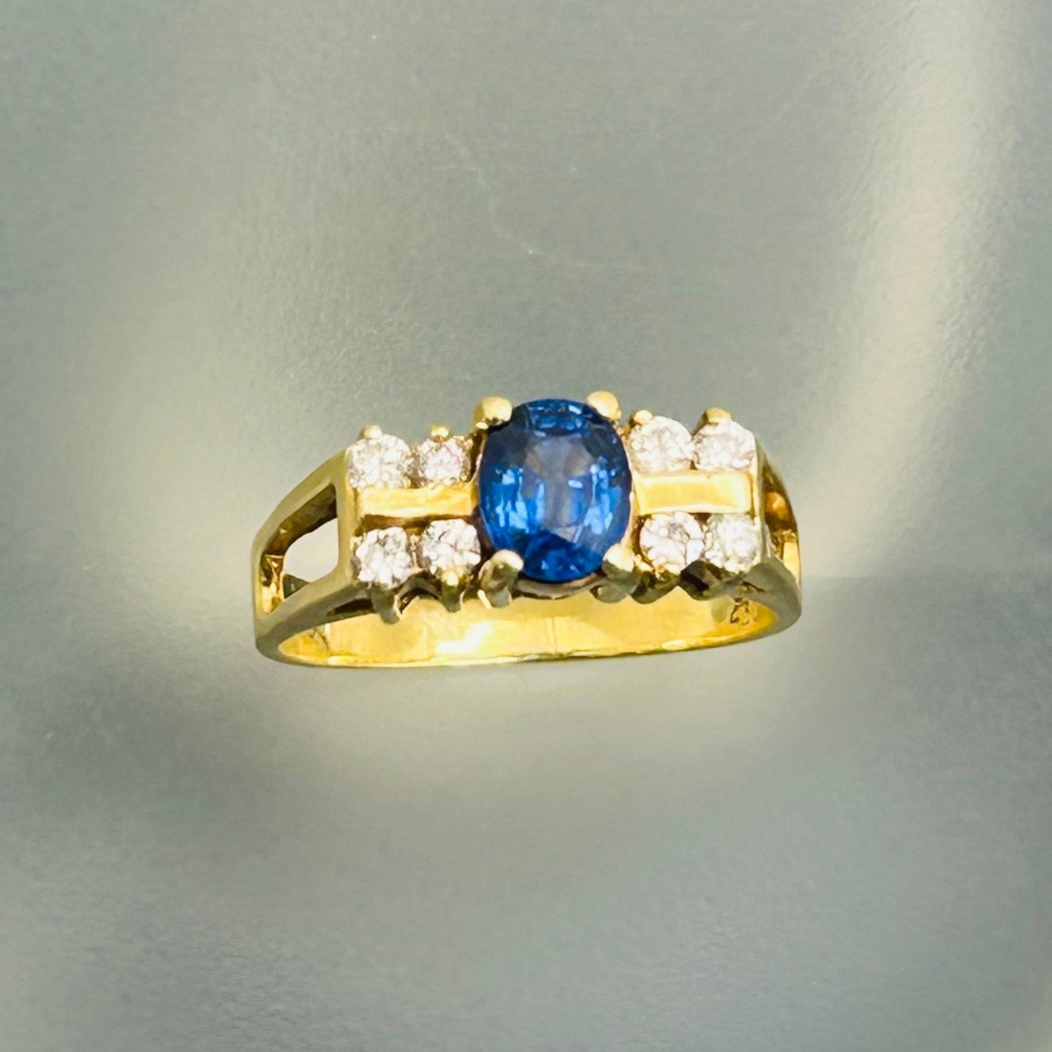 14k Yellow Gold Sapphire & Diamond Ring Size 7.25