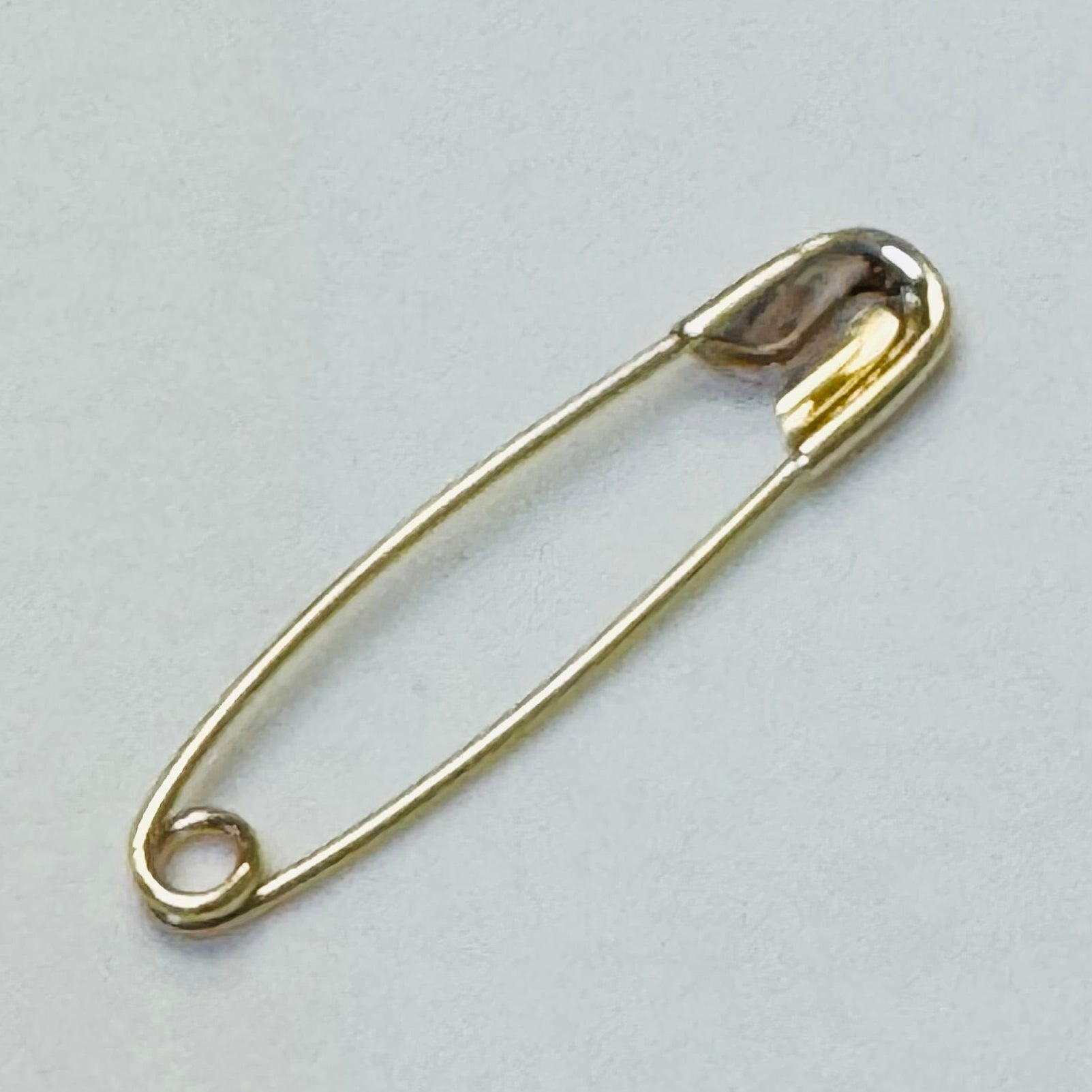 14K Yellow Gold 1.1” 28mm Safety Pin