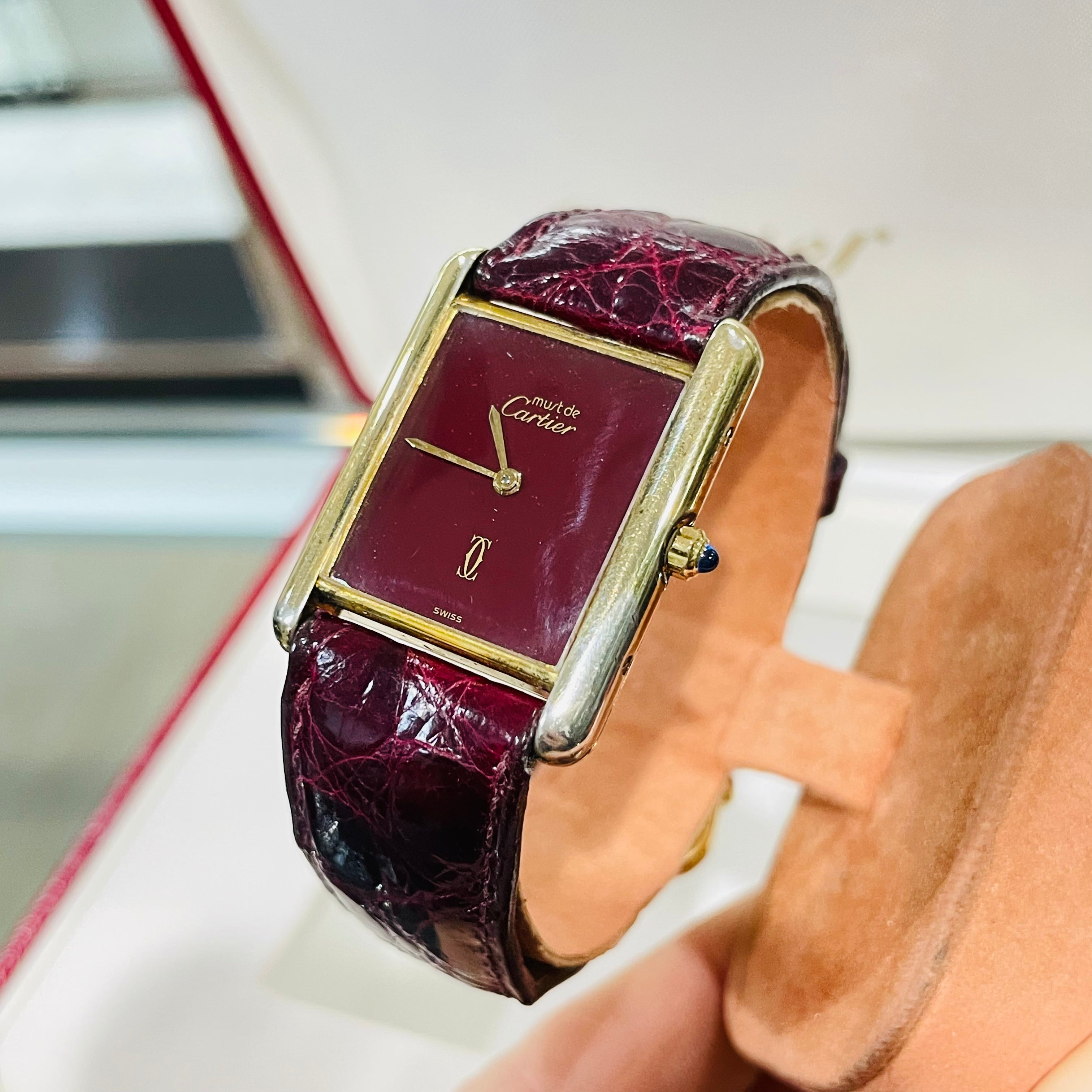 Must de Cartier Burgundy Wine Face and Strap Tank Watch 23mm