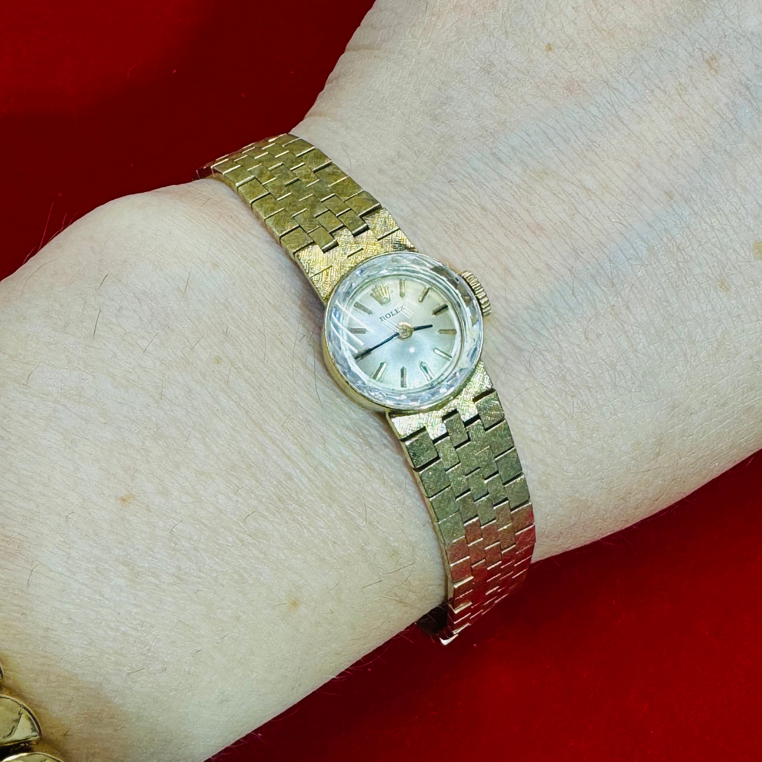 20mm Vintage Ladies Rolex Ladies Mini Wristwatch Solid 14K Yellow Gold