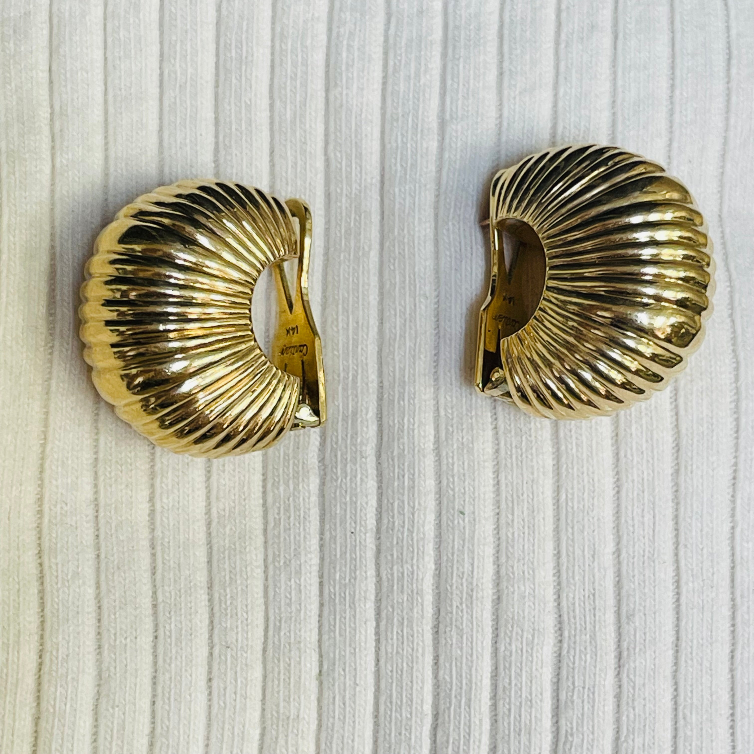 Gorgeous Cartier Puffy Tubogas 14K Yellow Gold Earrings