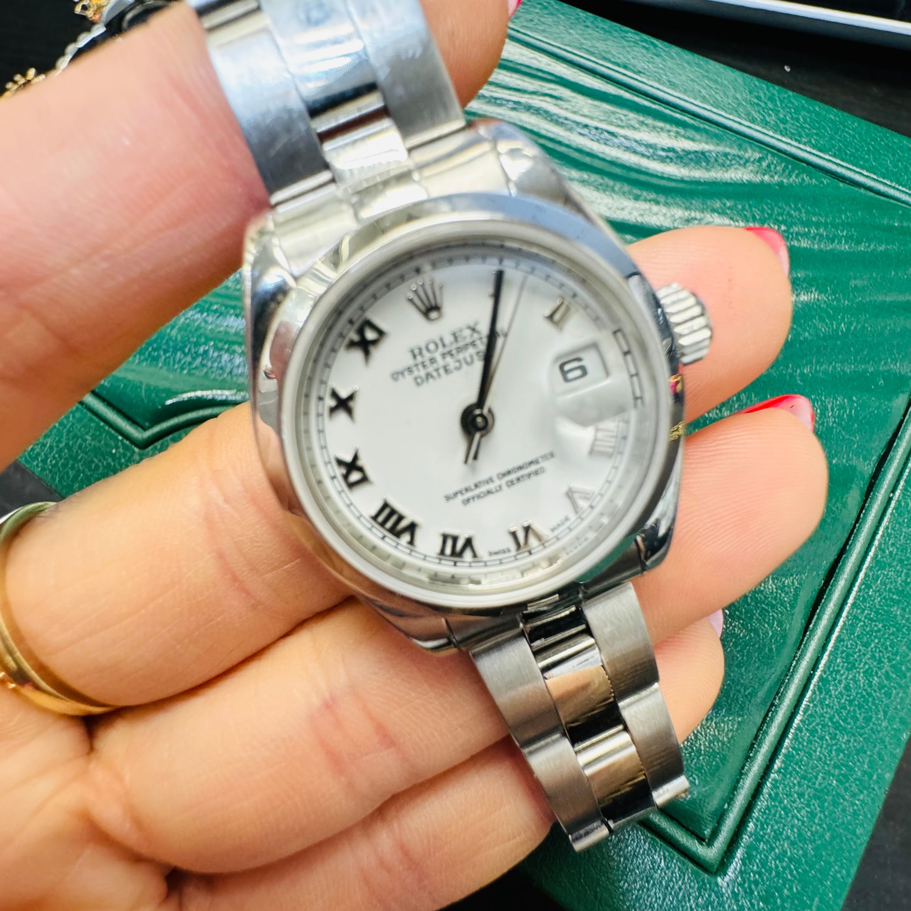 26mm Stainless Ladies Rolex Wristwatch Oyster Perpetual Datejust