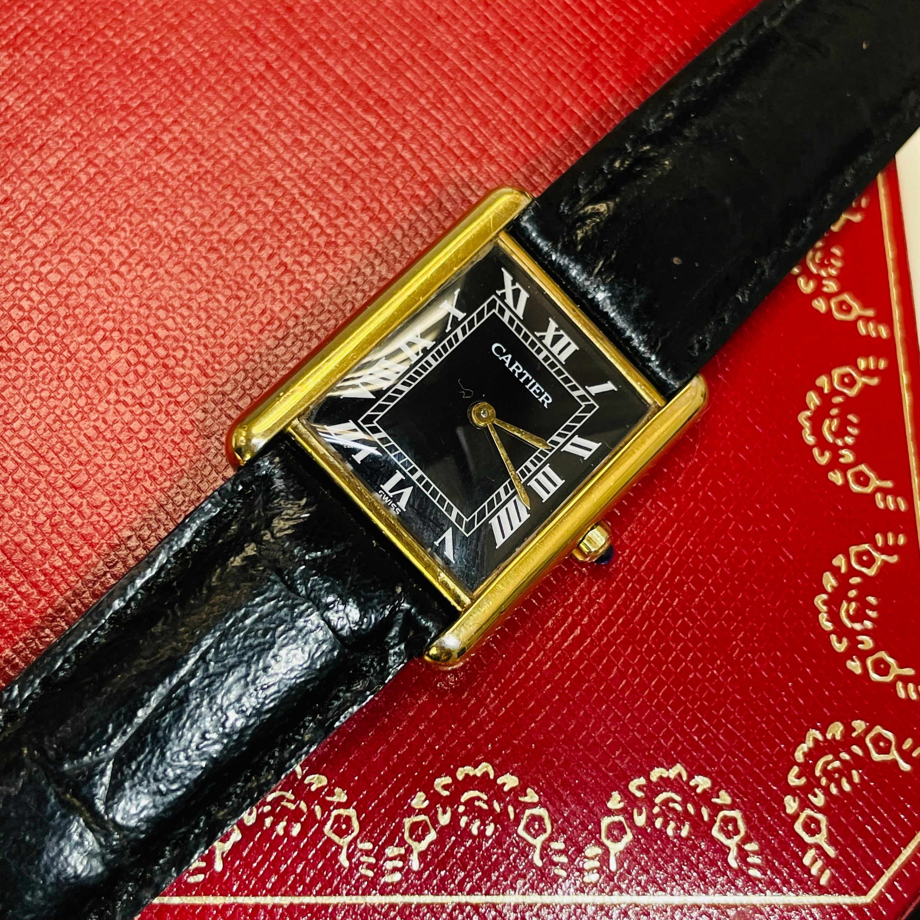 23x26mm Black Face with White Roman Numerals Cartier Vintage Must De Cartier