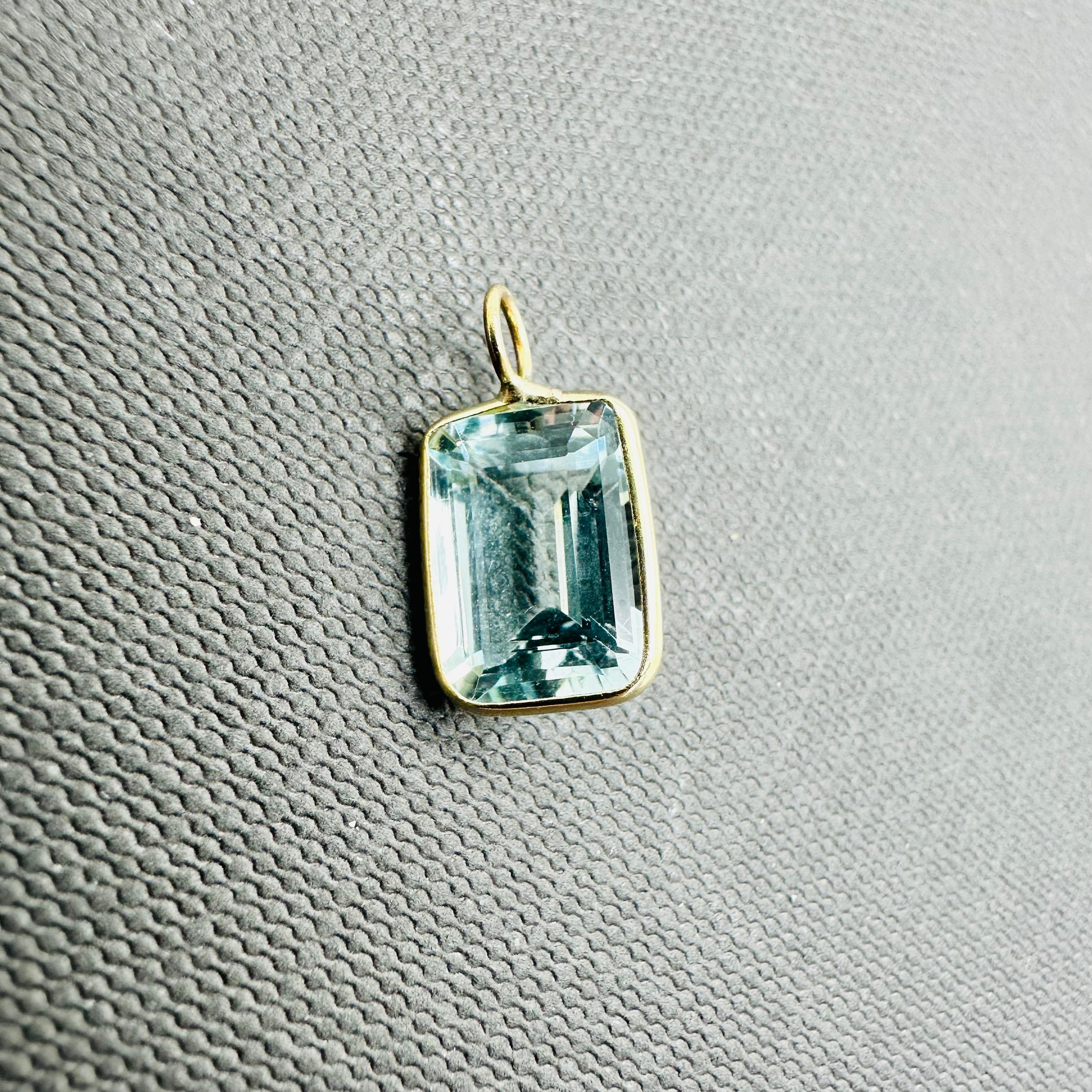 Aquamarine 14K Yellow Gold Emerald Cut Pendant Gem Charm