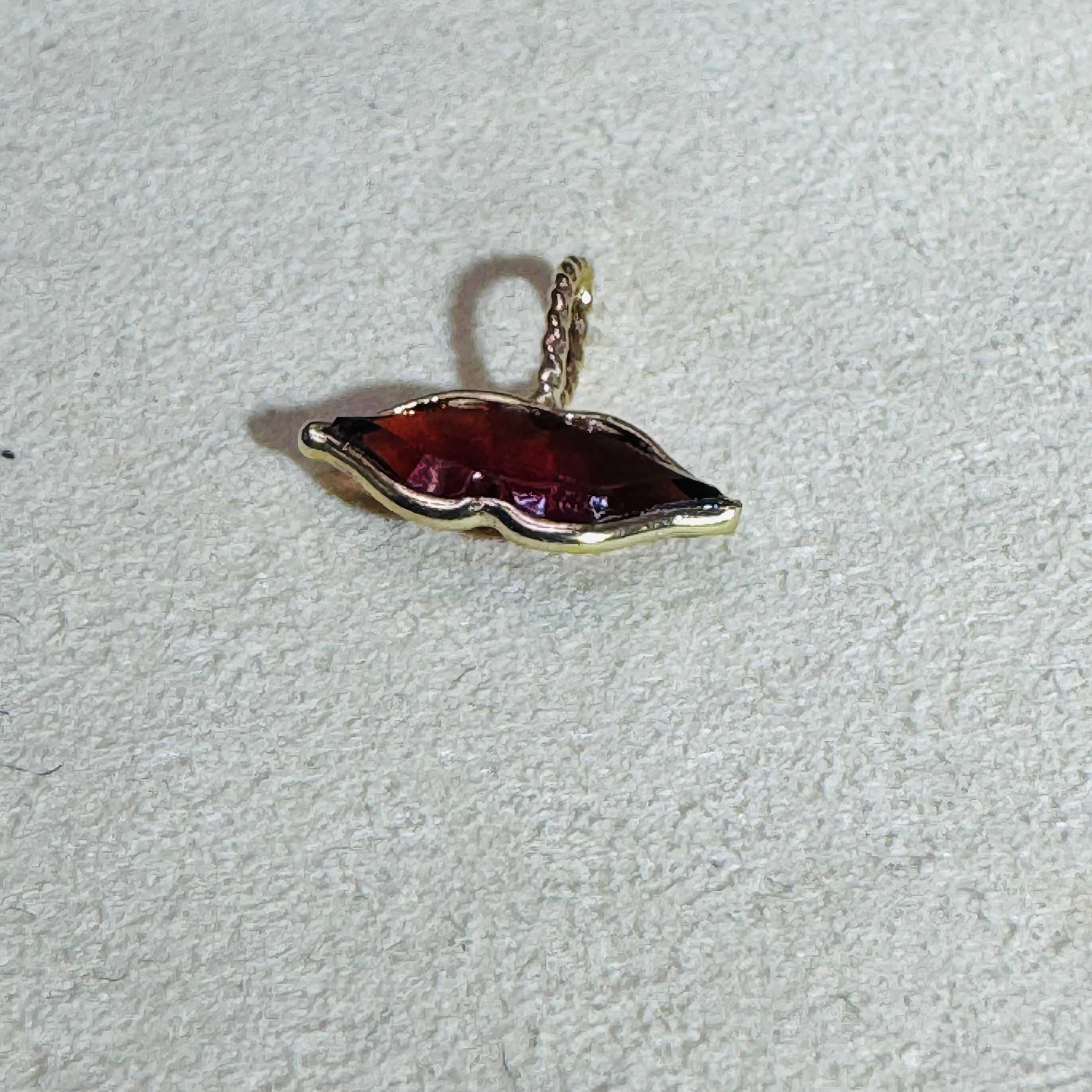 Natural Juicy Garnet Lip 14K Gem Charm Pendant