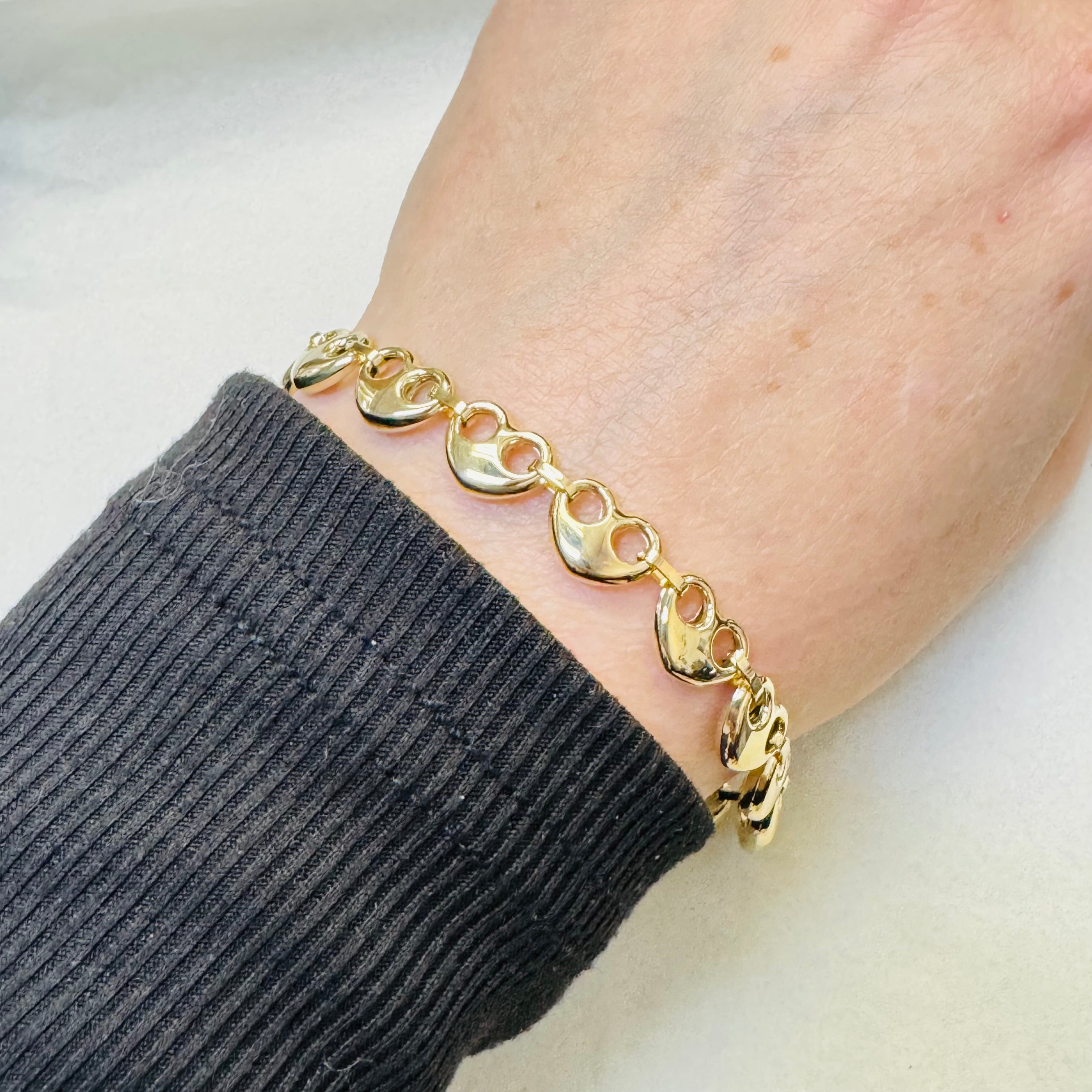 10K Yellow Gold Puffed Heart Mariner Bracelet