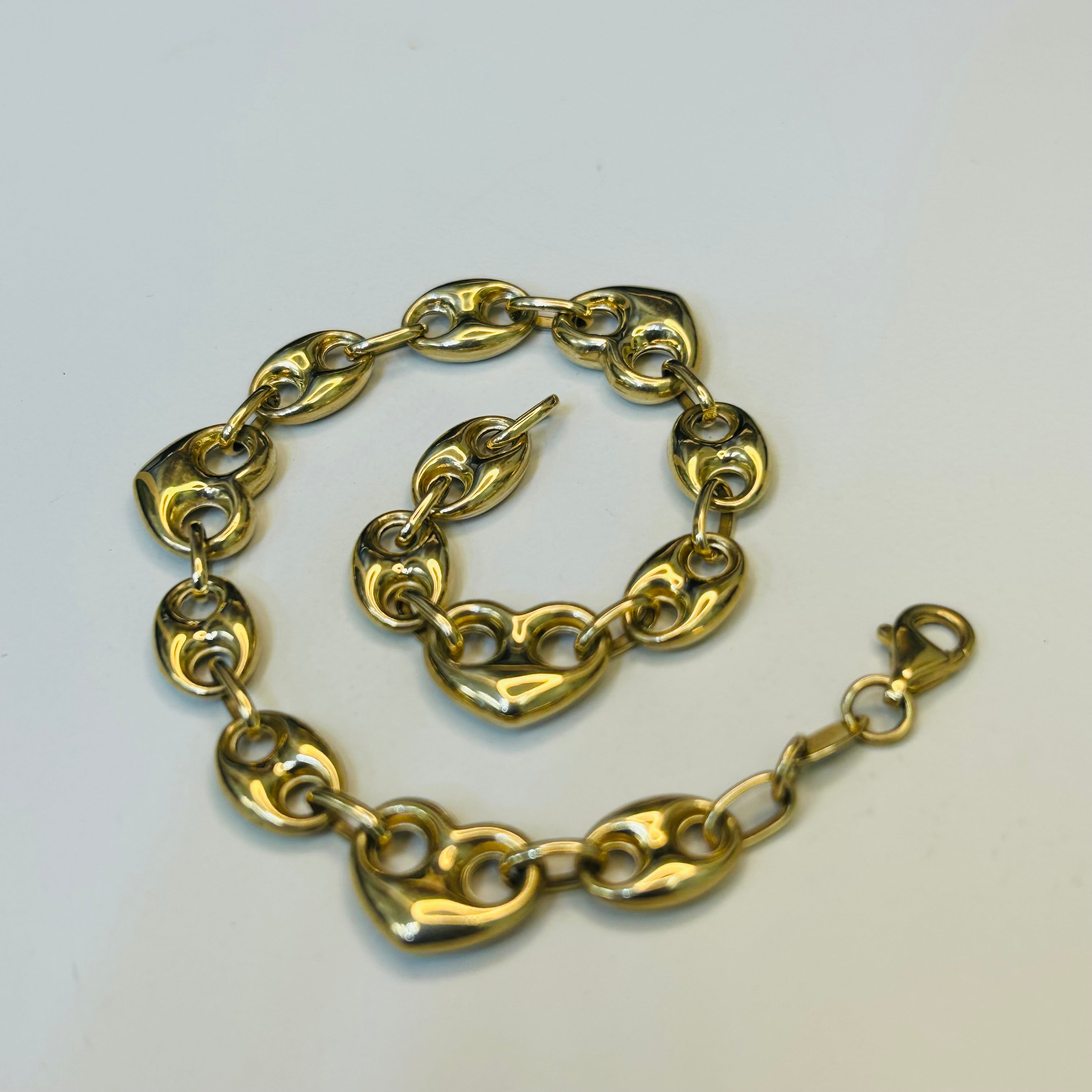 9.5mm 10K Yellow Gold Wide Heart Mariner Gucci Link Bracelet