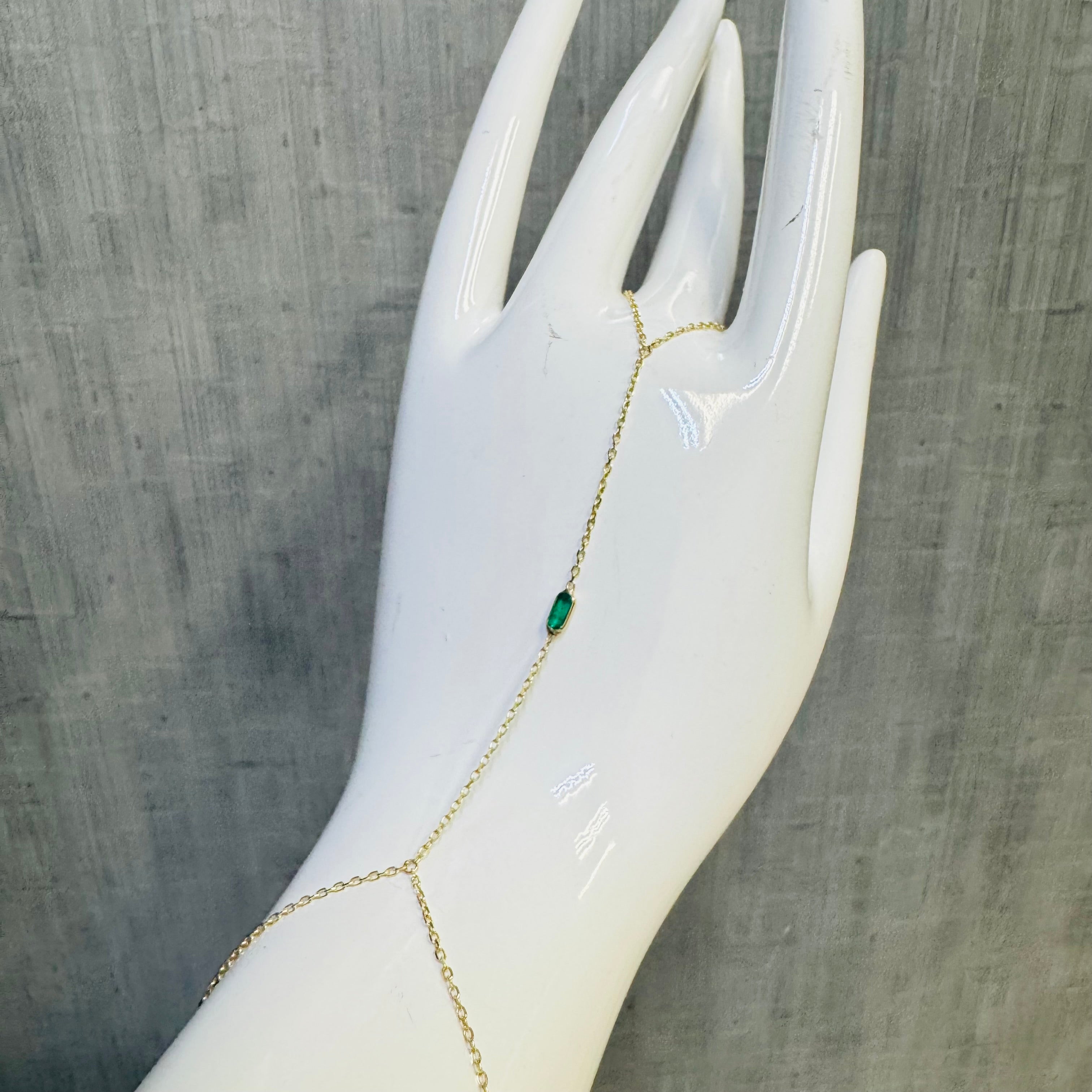14k Yellow Gold Colombian Emerald Handchain