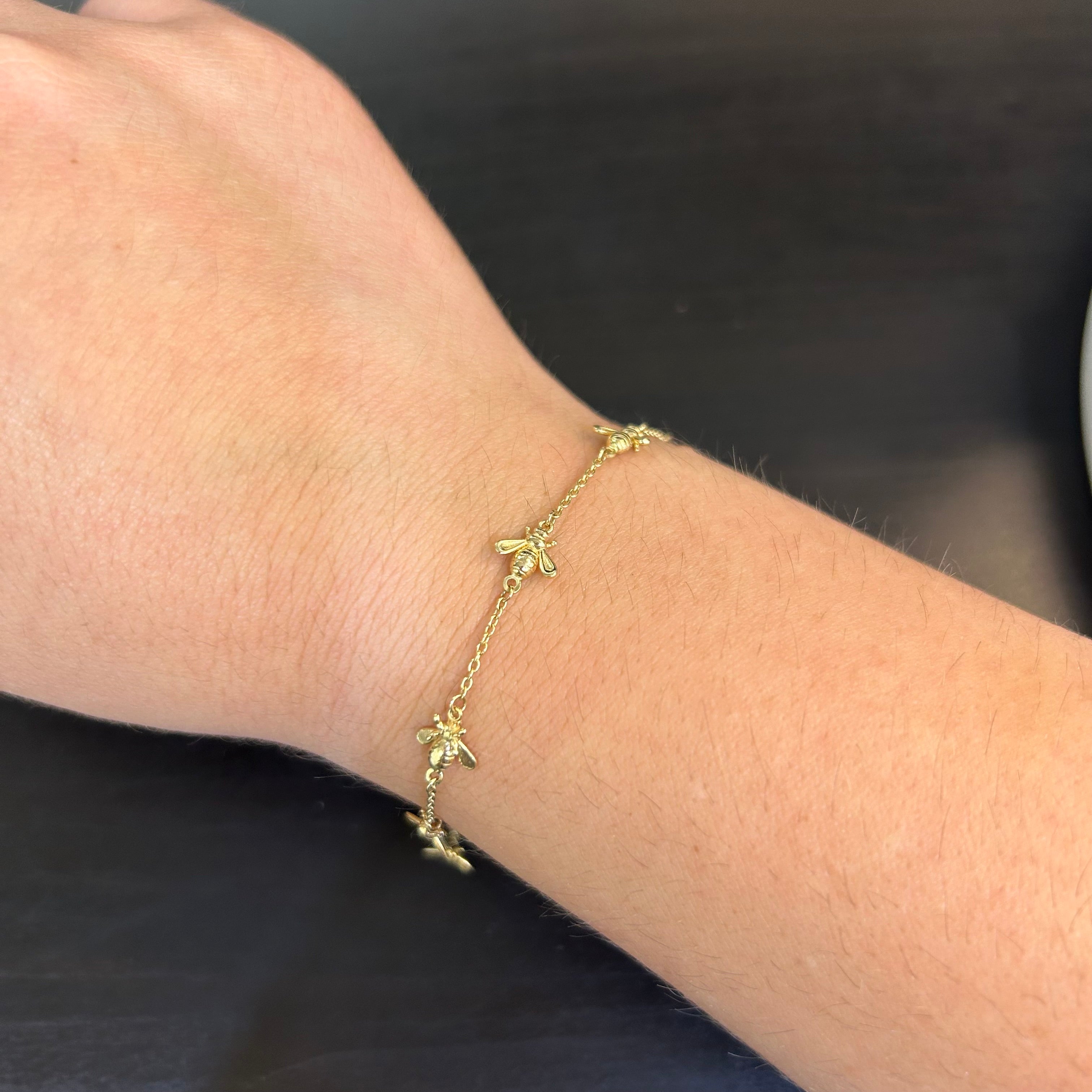 14K Yellow Gold Bee Link Bracelet 7.5”