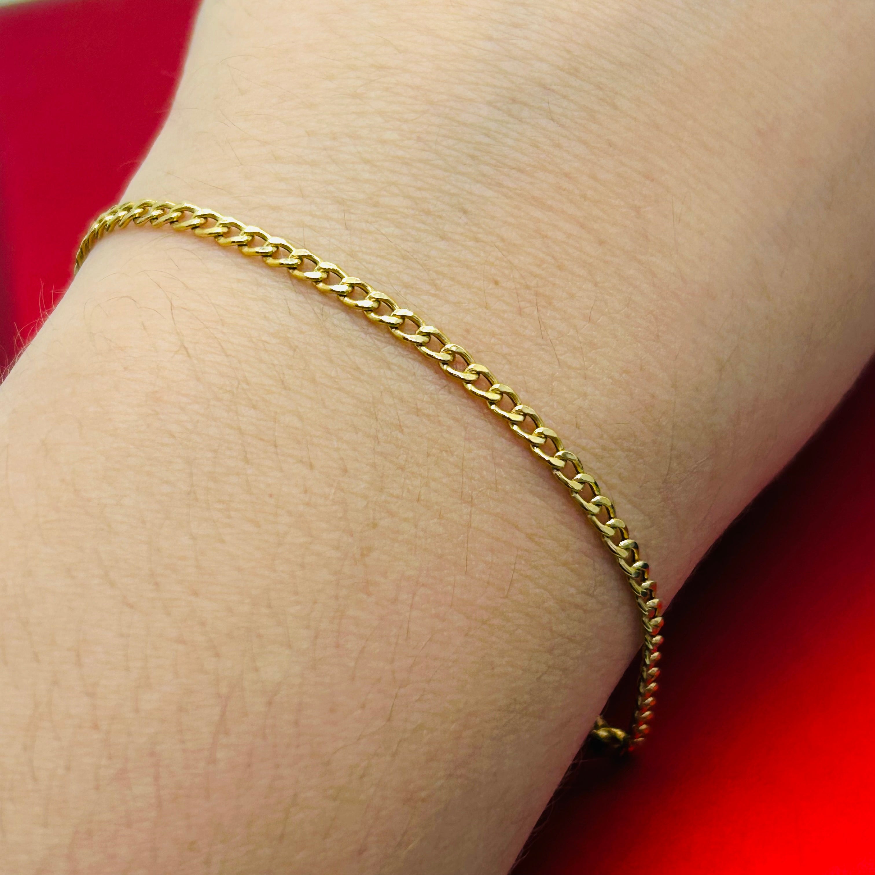 10K Yellow Gold 2.2mm Curb Link Chain Bracelet 6”