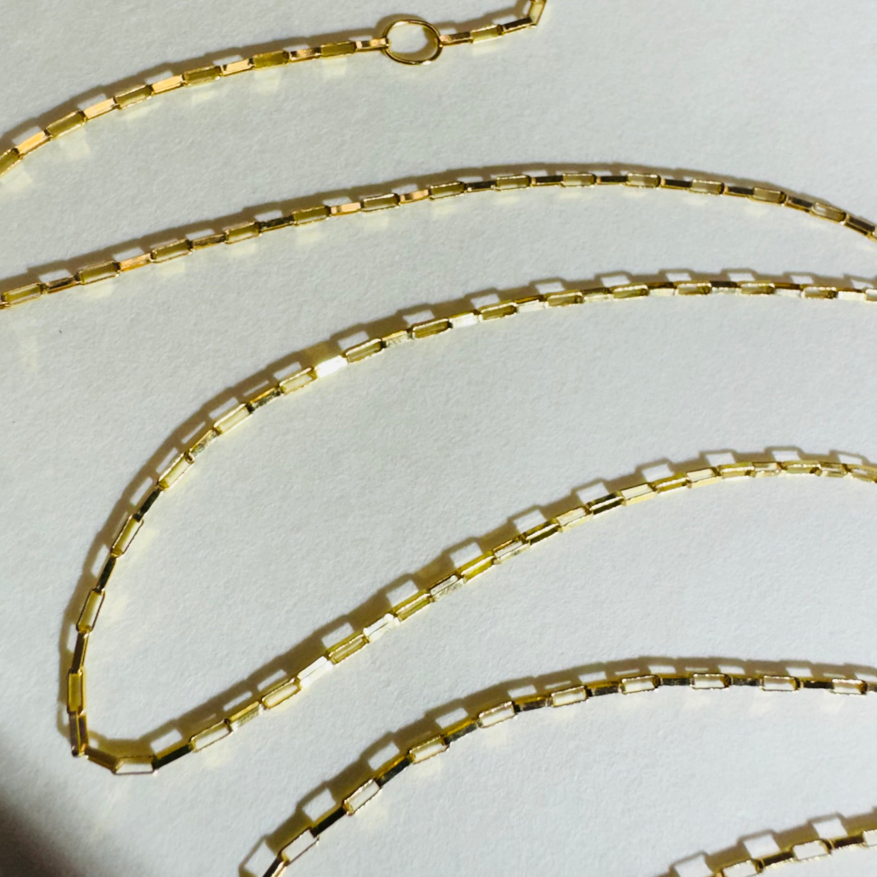 Solid 14K Yellow Gold Staple Paperclip Chain 16-18”