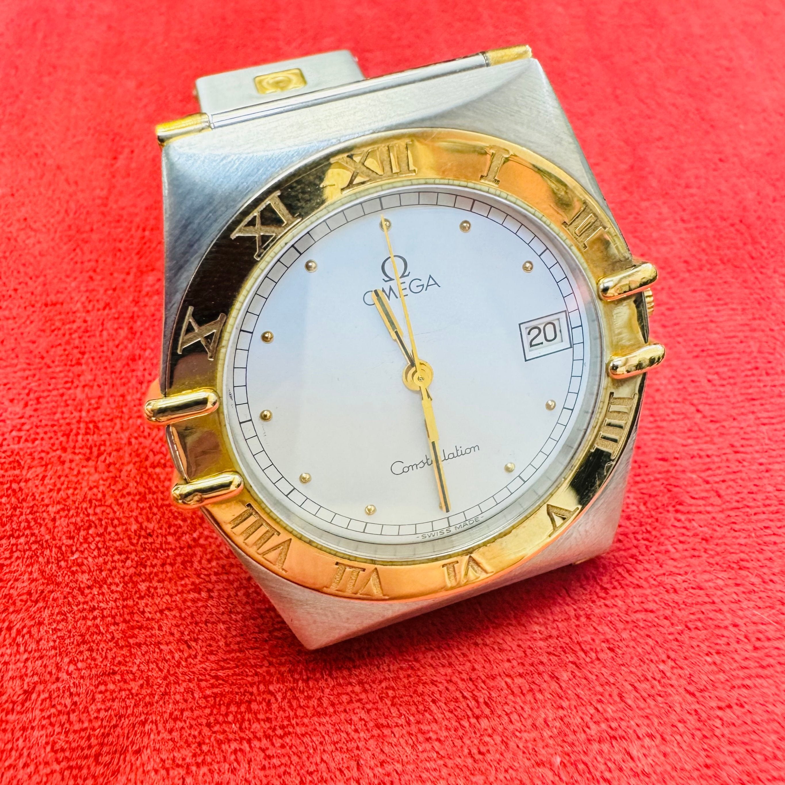 33mm 18K Gold Stainless Steel Omega Constellation Watch