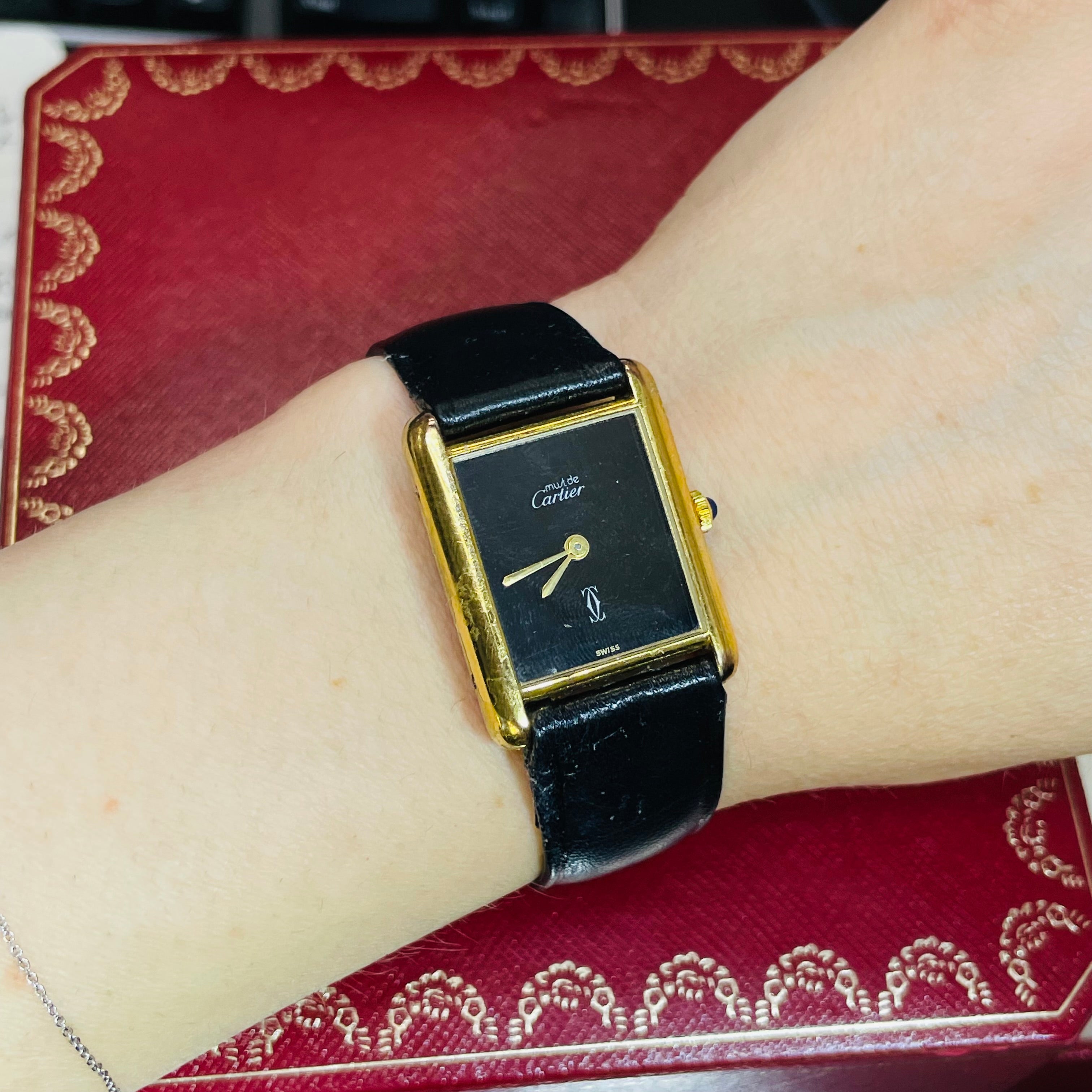 23x26mm Black Face Cartier Vintage Must De Cartier