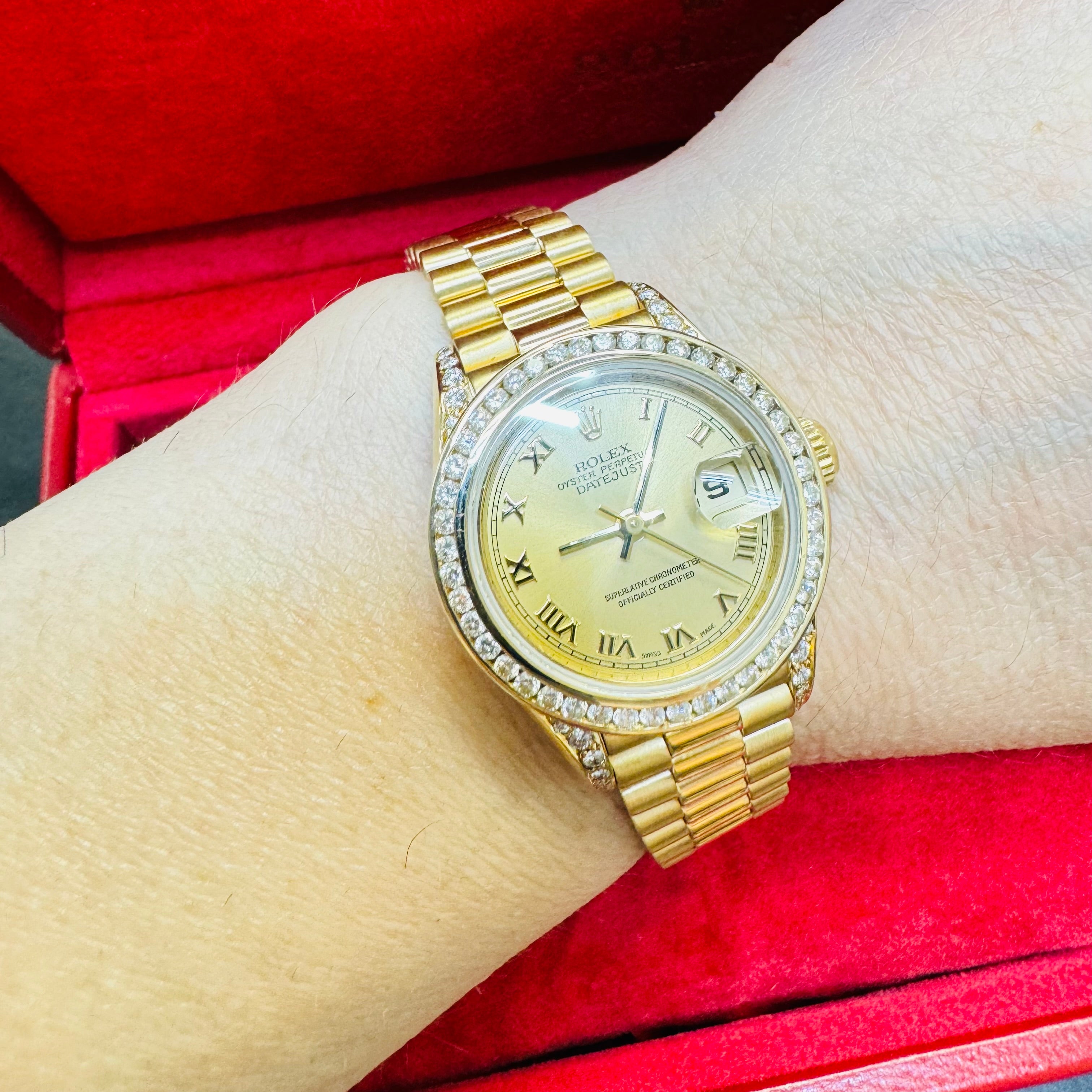 26mm Ladies 18K Gold President DateJust Watch 1996 Diamond Bezel