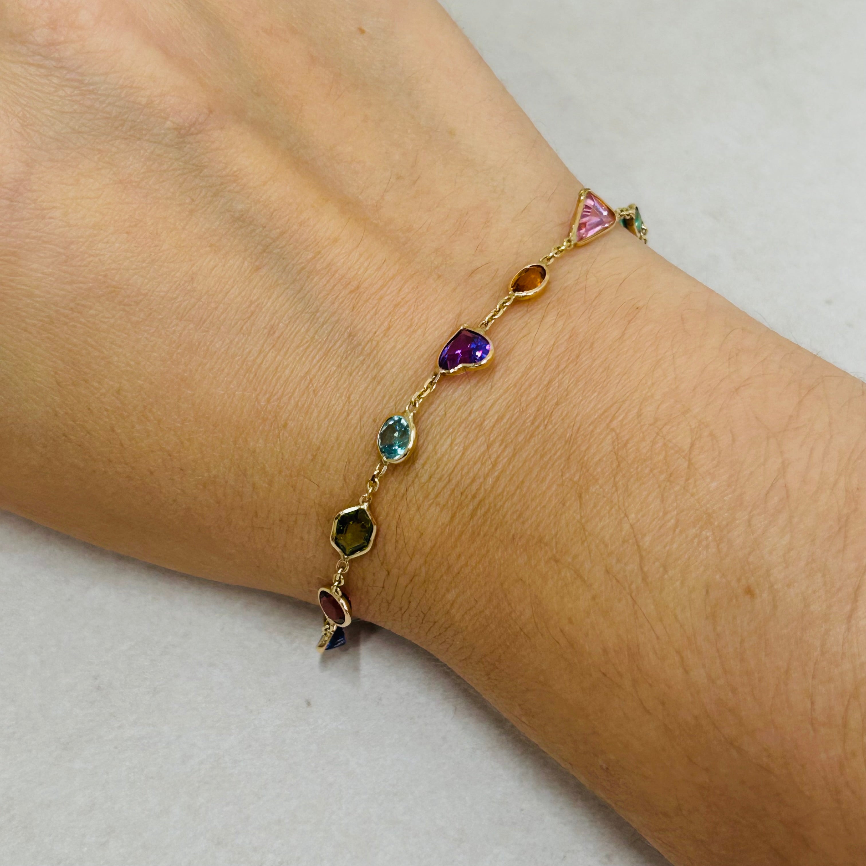 Beautiful Rainbow Colorful Multishape Gem 14K Yellow Gold Bracelet 7.25”