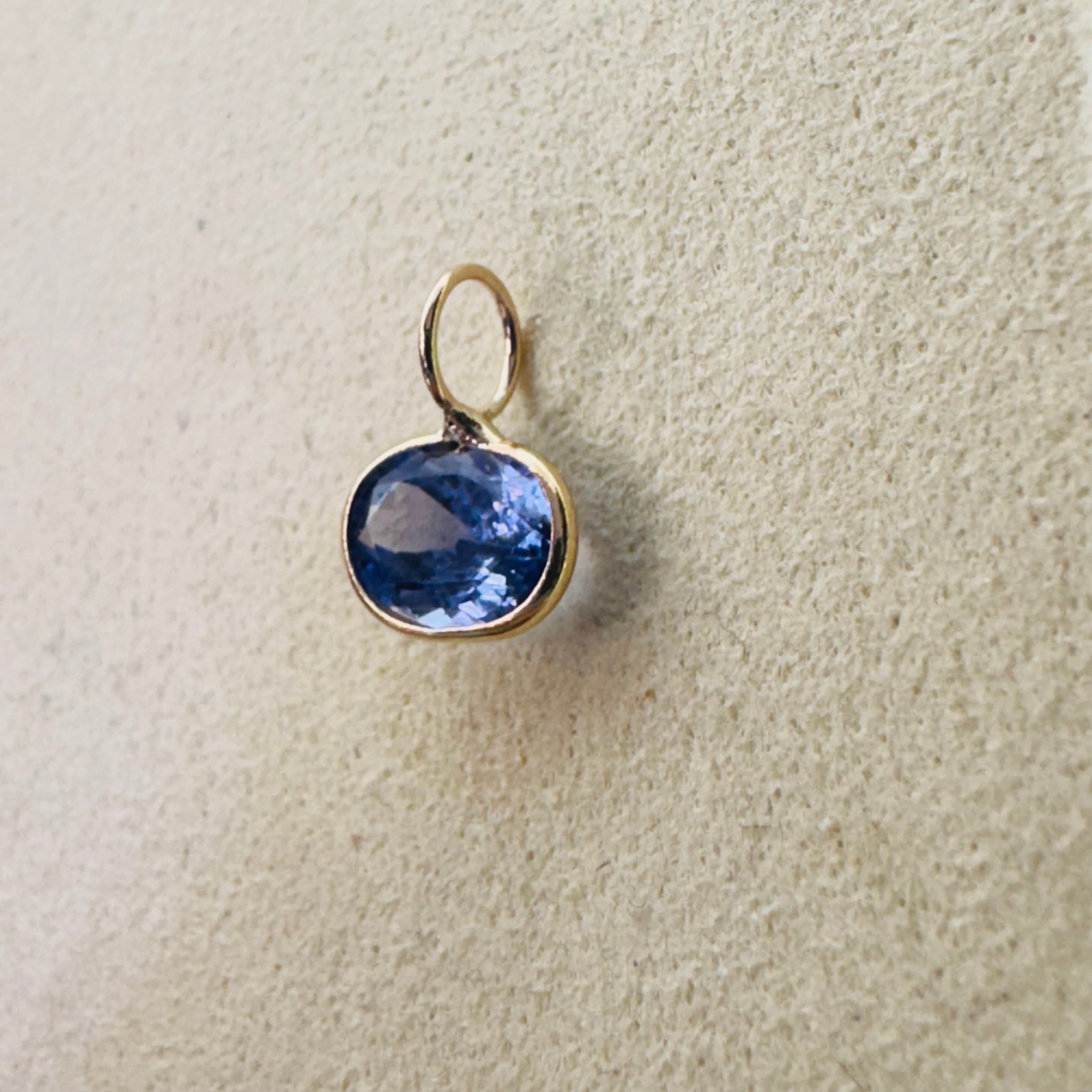 Natural Oval Tanzanite 14K Gem Charm Pendant
