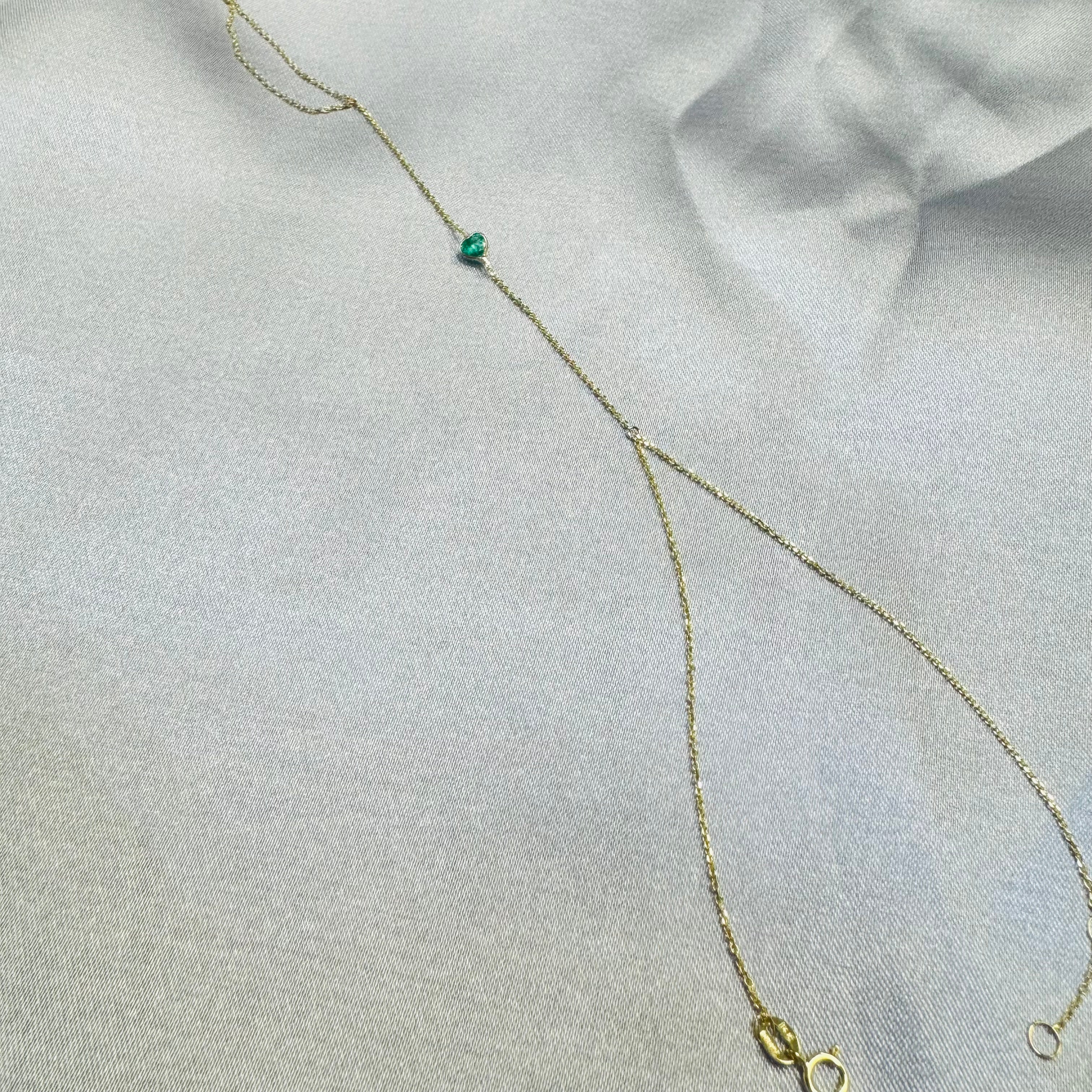 14K Yellow Gold Heart Emerald Handchain