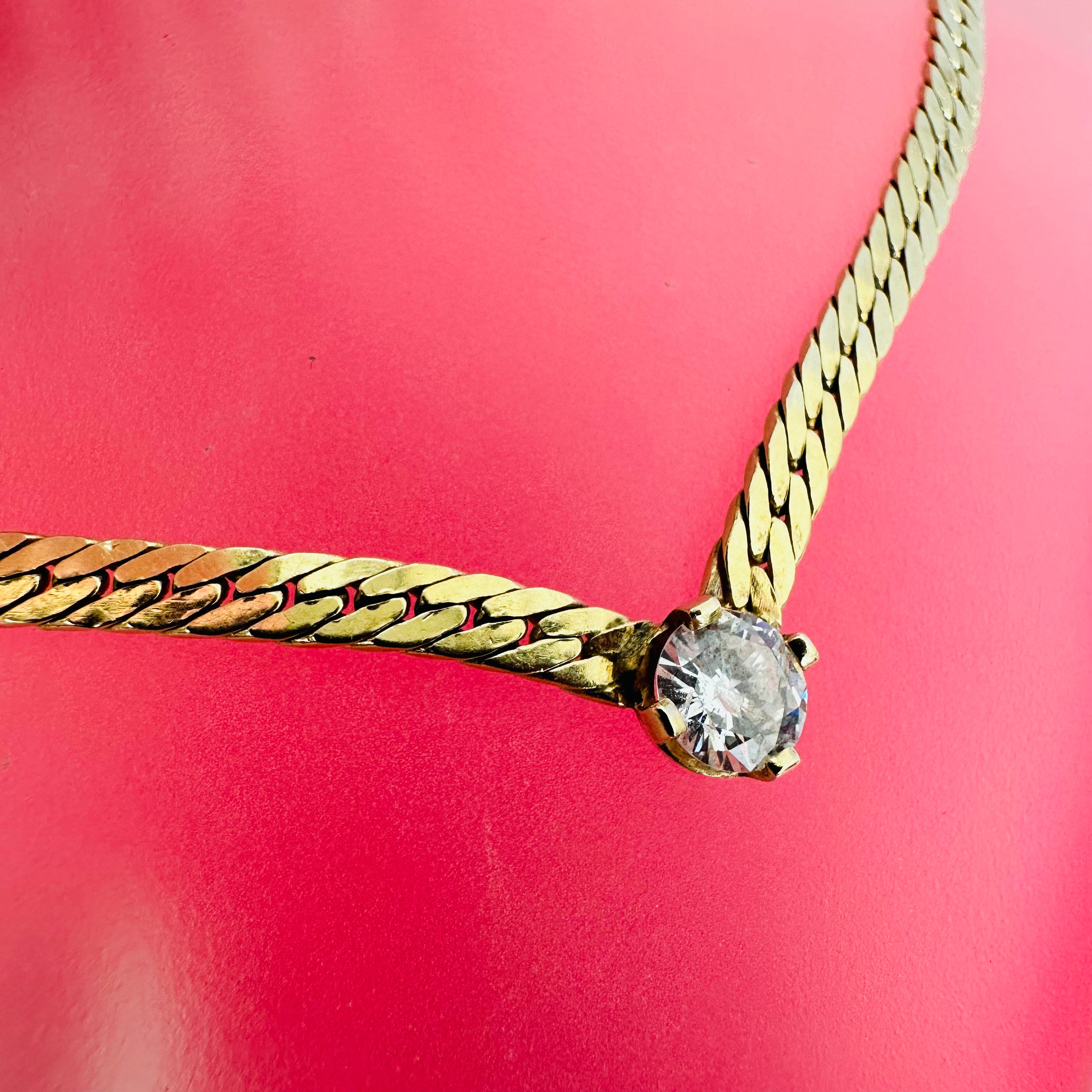 18'” 14K yellow Gold Herring Bone With Chevron Diamond In The Center