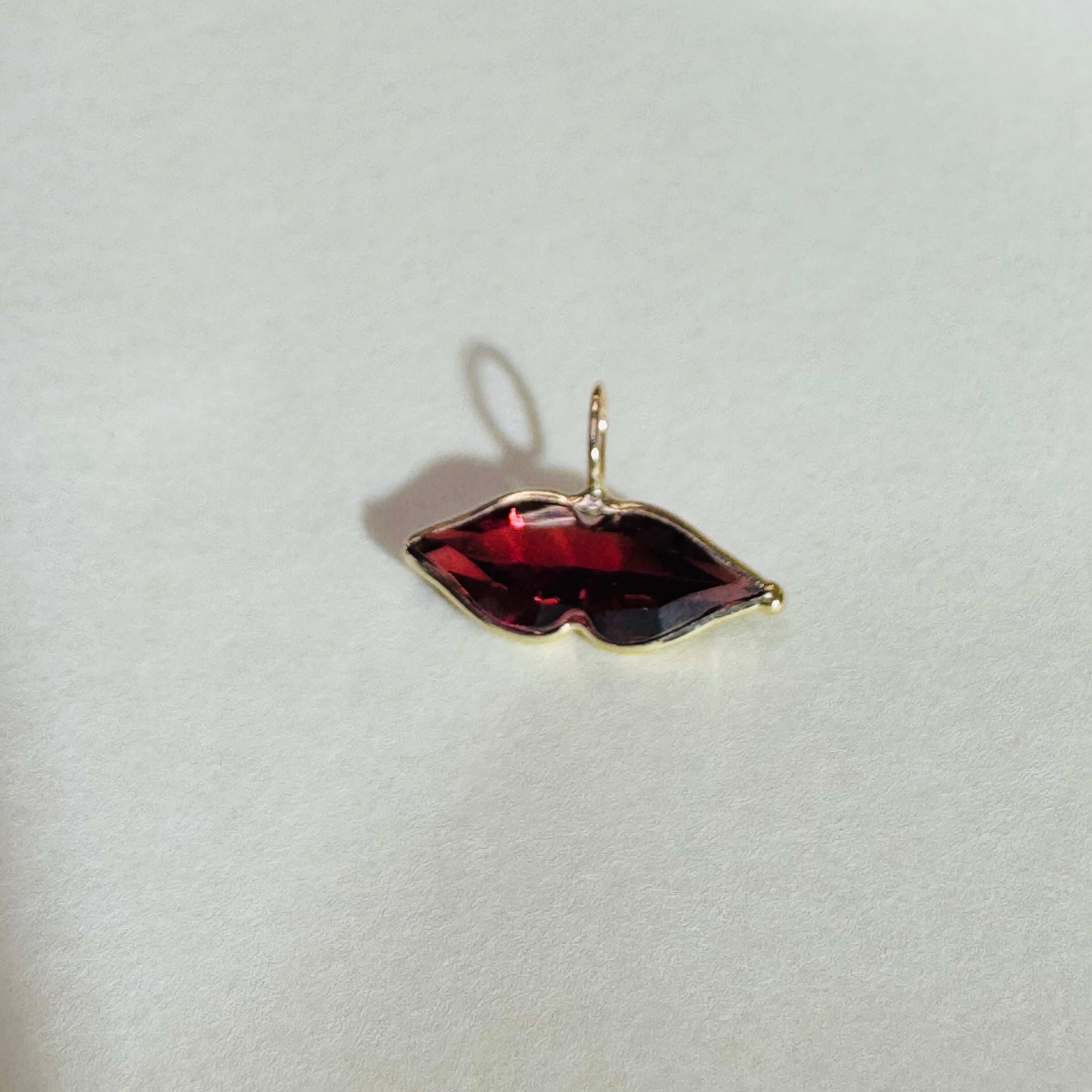 Natural Juicy Garnet Lip 14K Gem Charm Pendant
