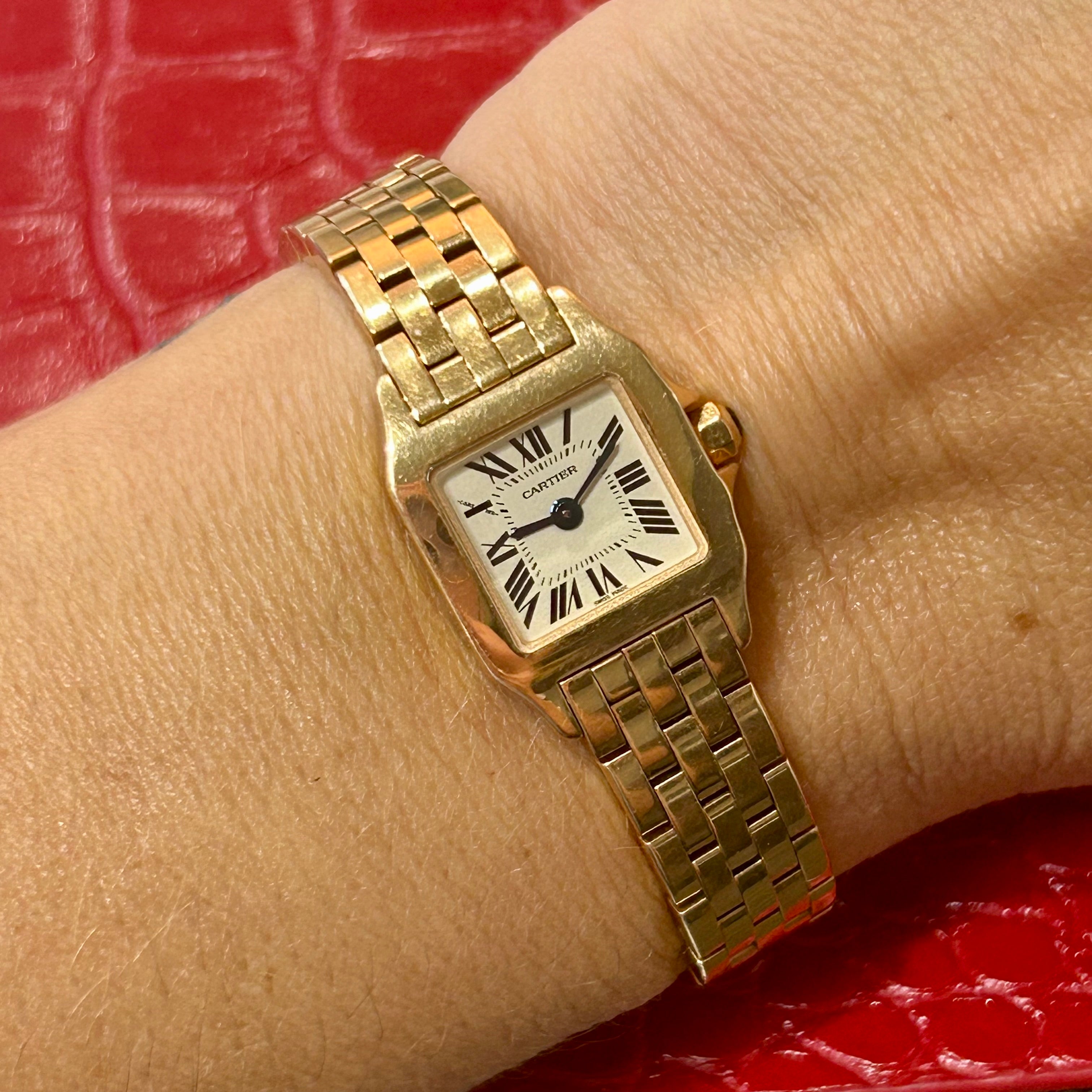 Cartier Santos Demoiselle Mini | Ref 2855 | 17mm | White Index dial | 18k Yellow Gold