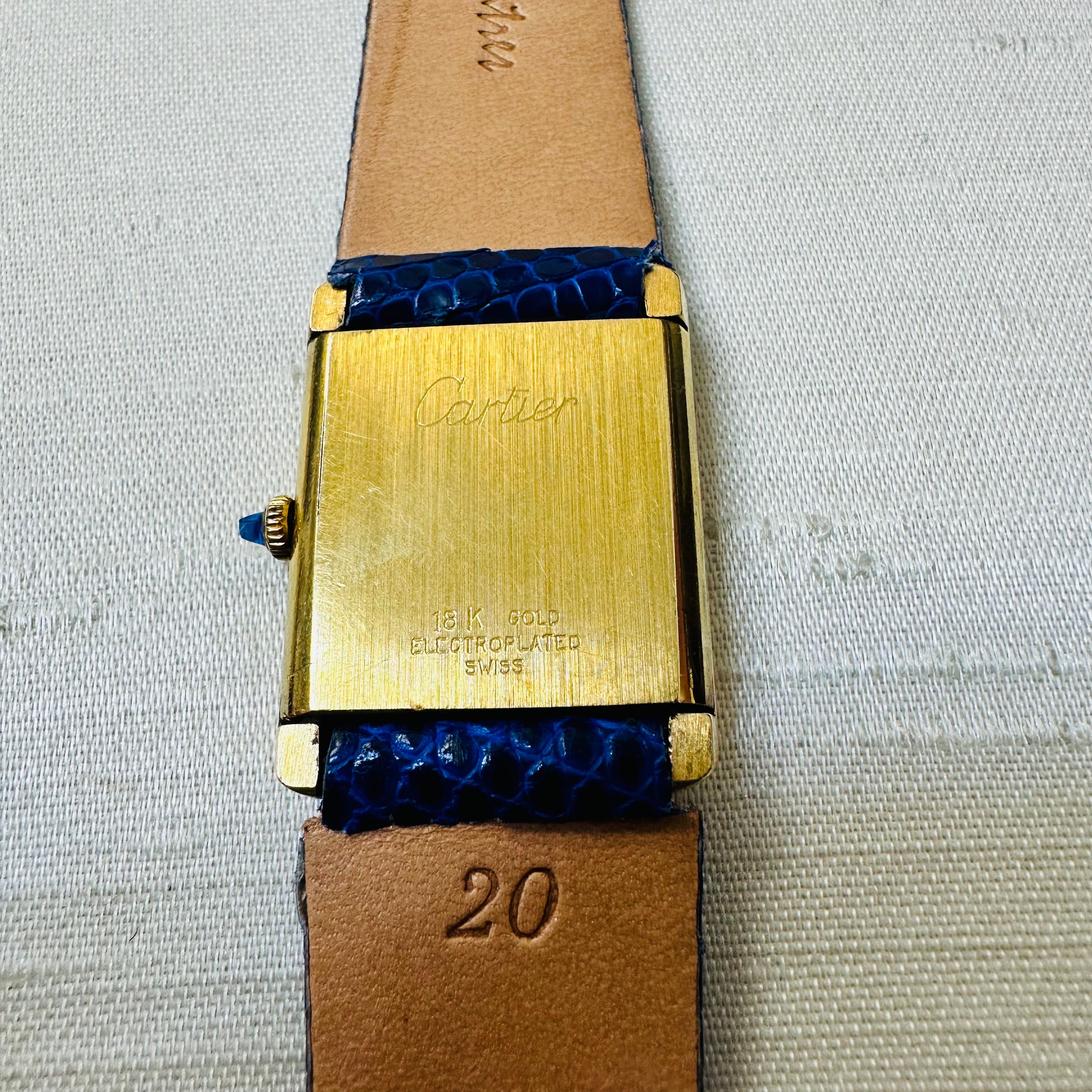 18K Cartier Vintage Classic Tank 23mm